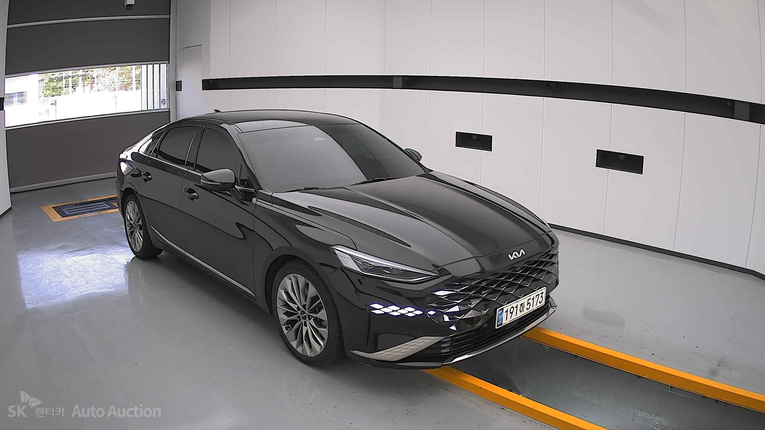 2022 - kia k8