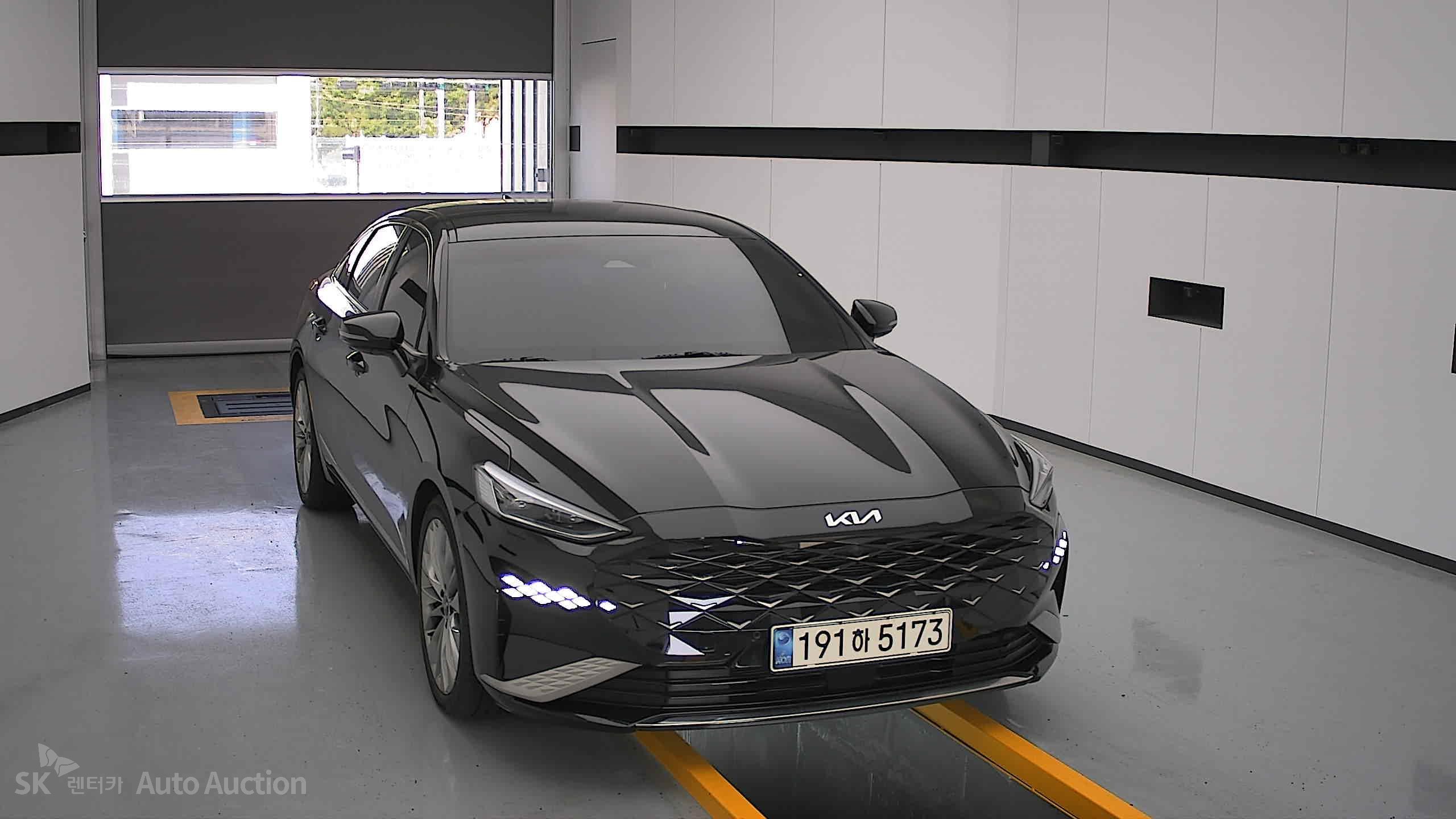2022 - kia k8