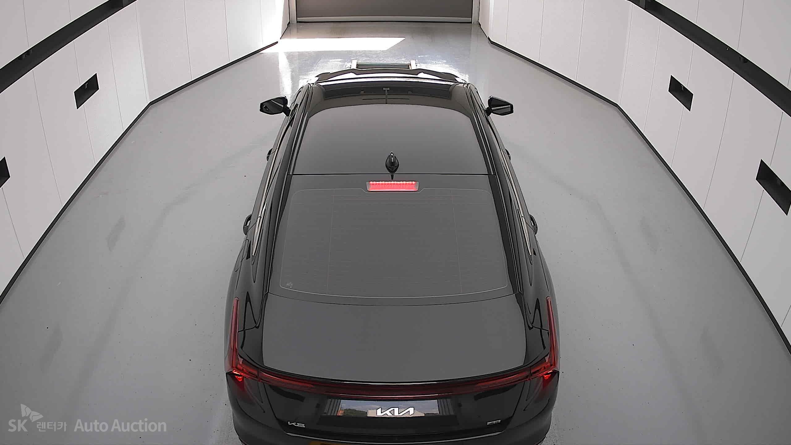 2022 - kia k8