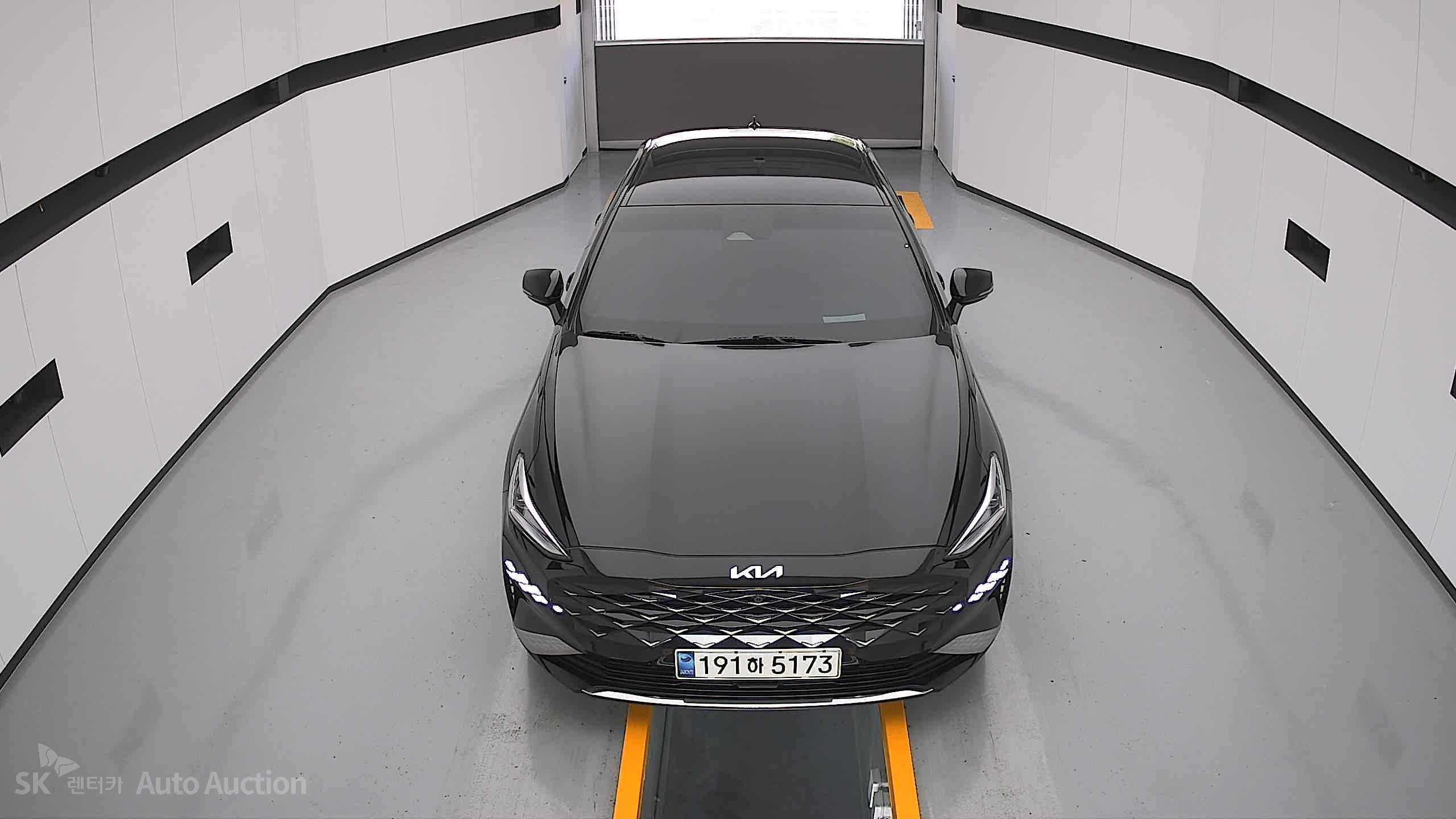 2022 - kia k8
