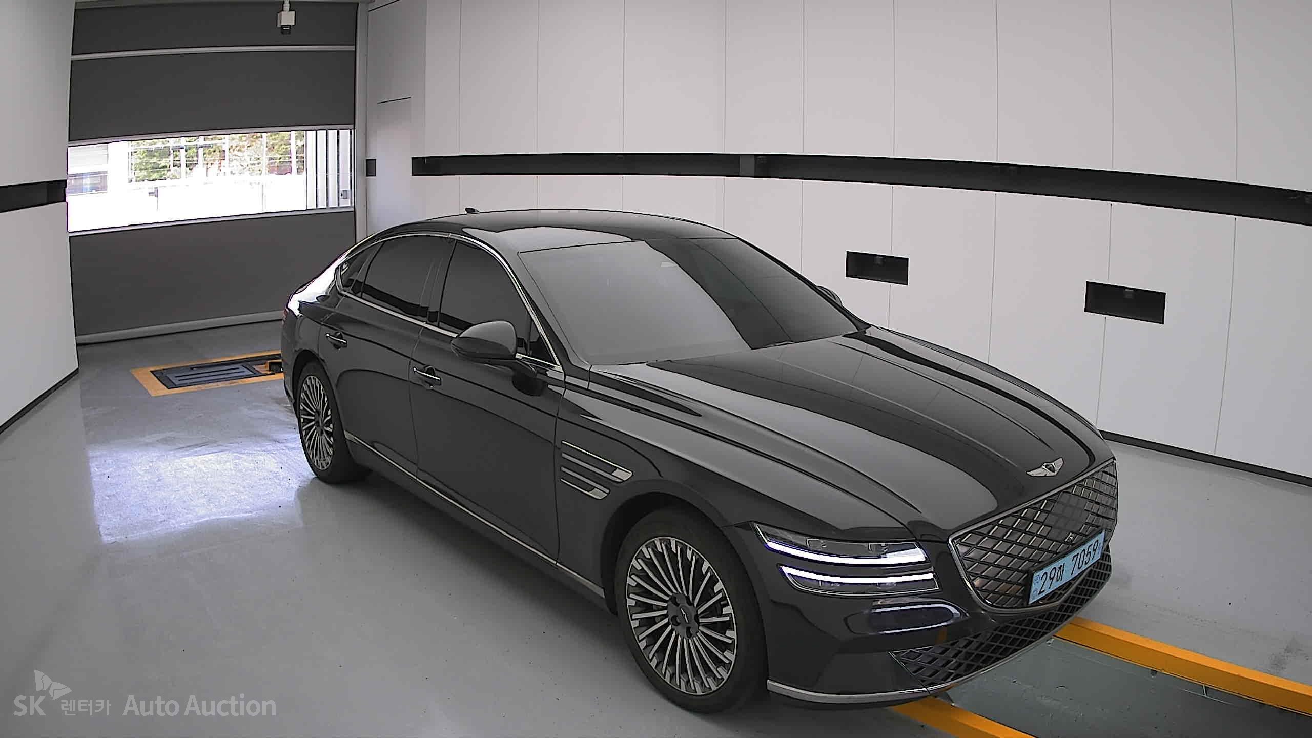 2022 - genesis eg80
