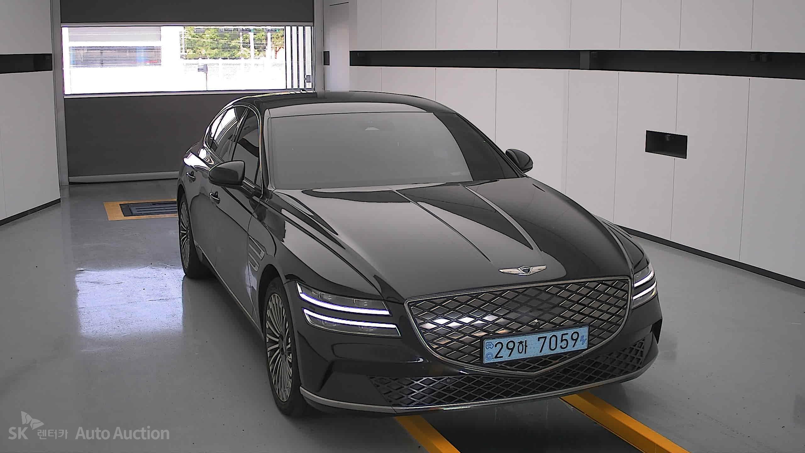 2022 - genesis eg80