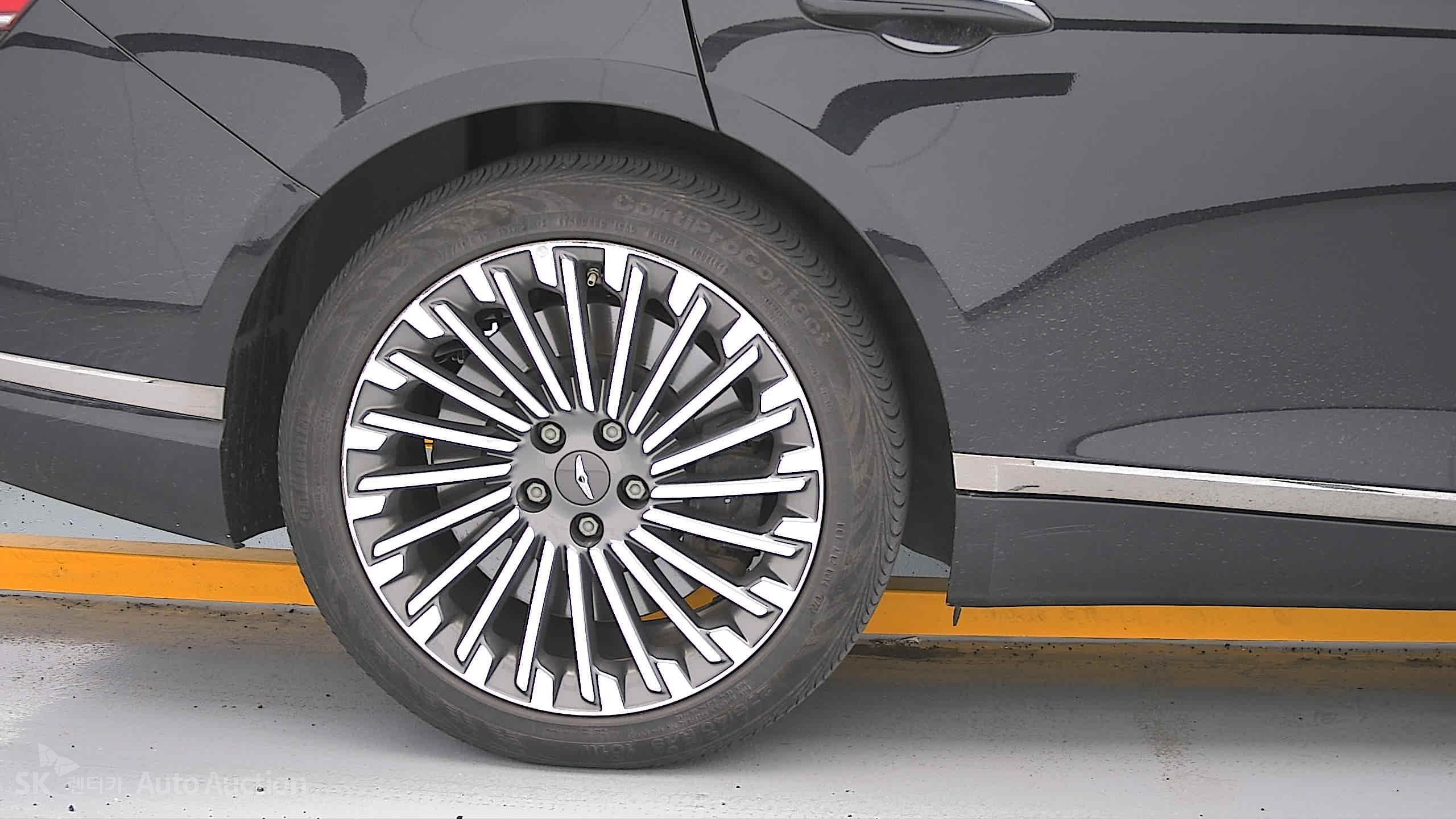 2022 - genesis eg80