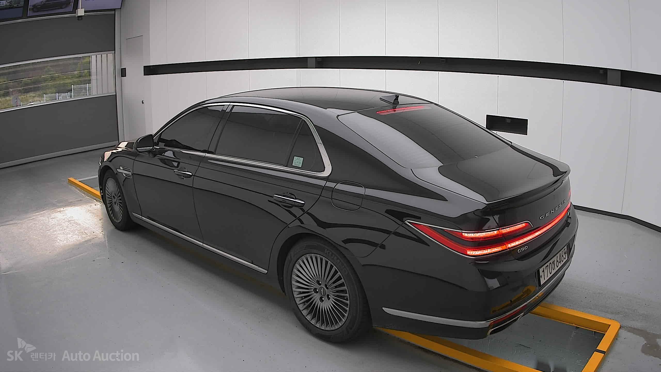 2021 - genesis g90