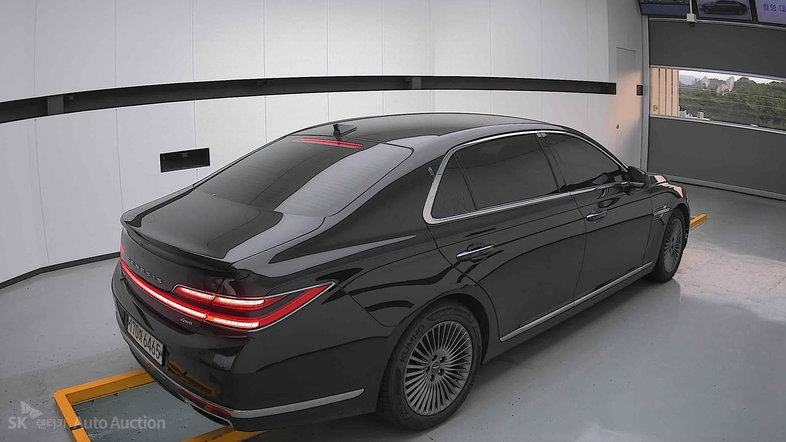 2021 - genesis g90