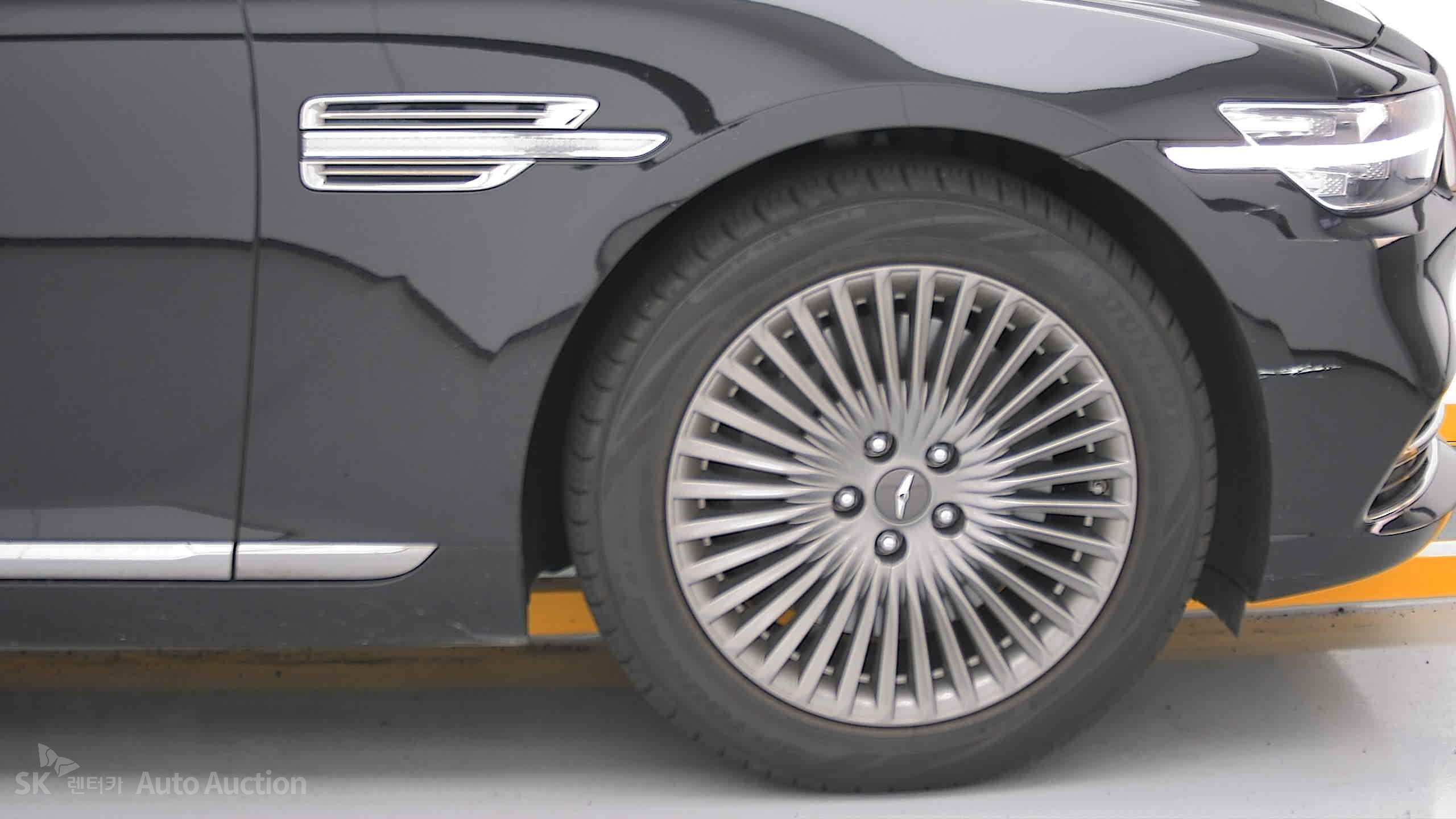 2021 - genesis g90
