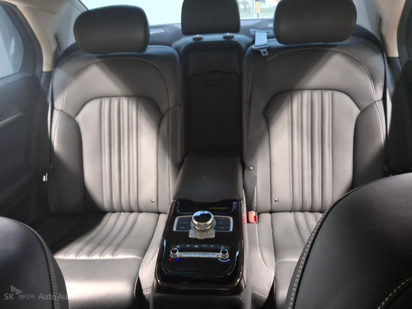 2021 - genesis g90