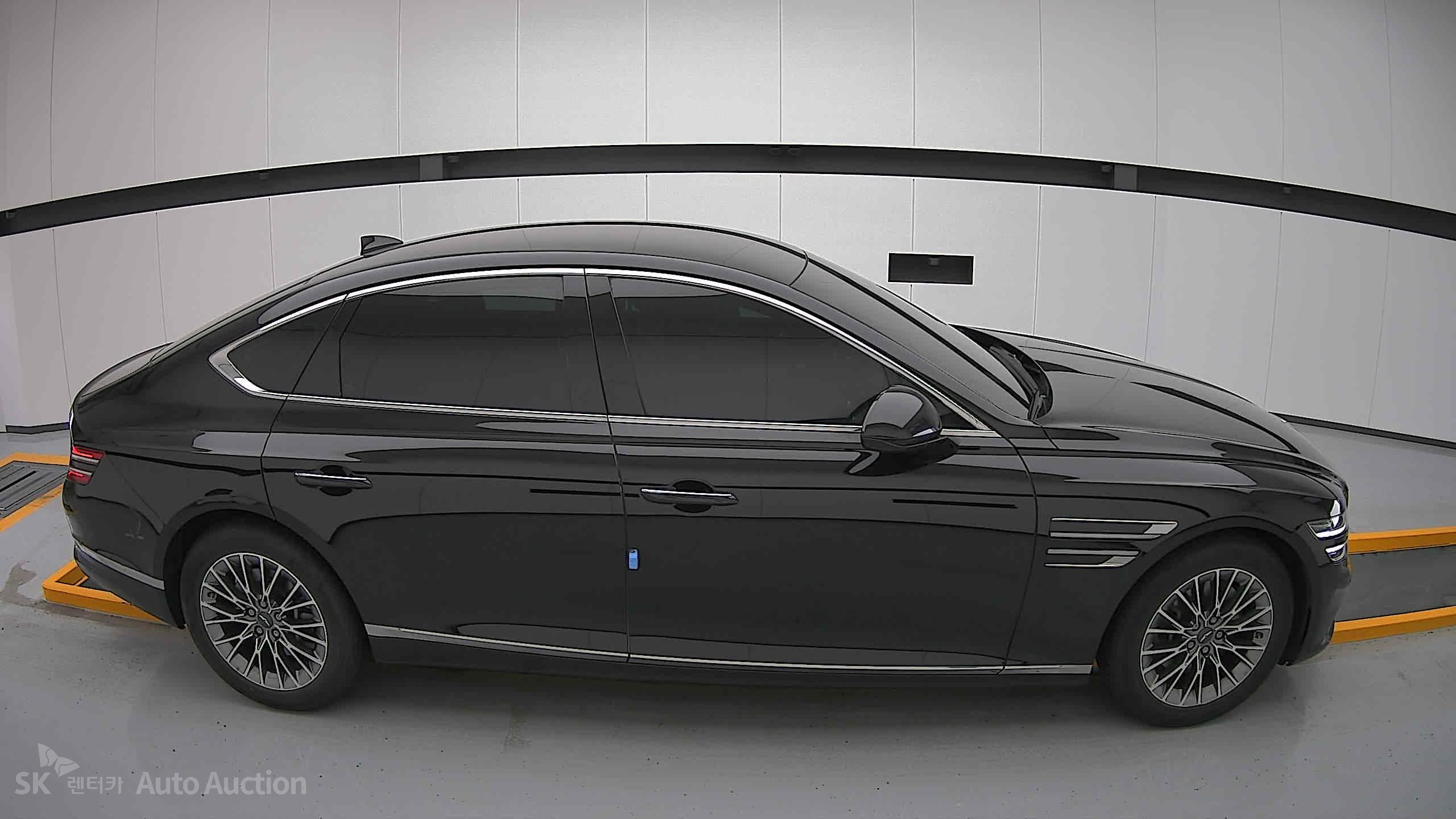 2022 - genesis g80