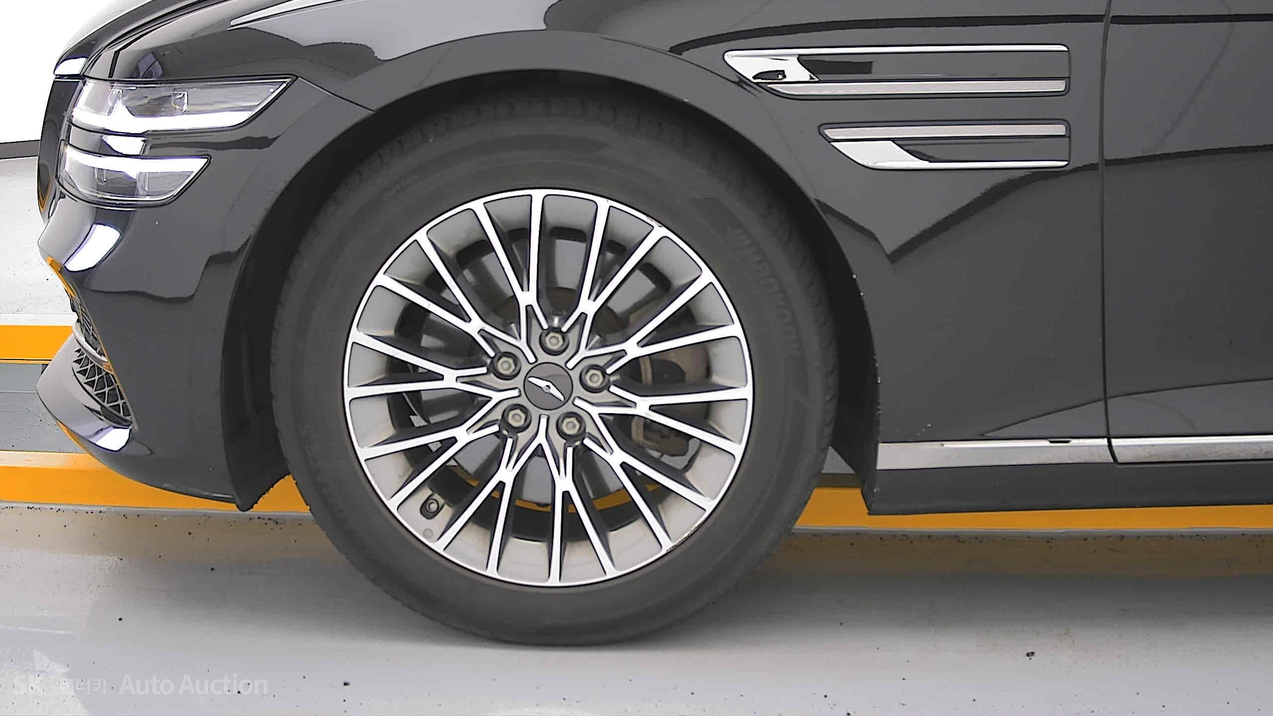 2022 - genesis g80