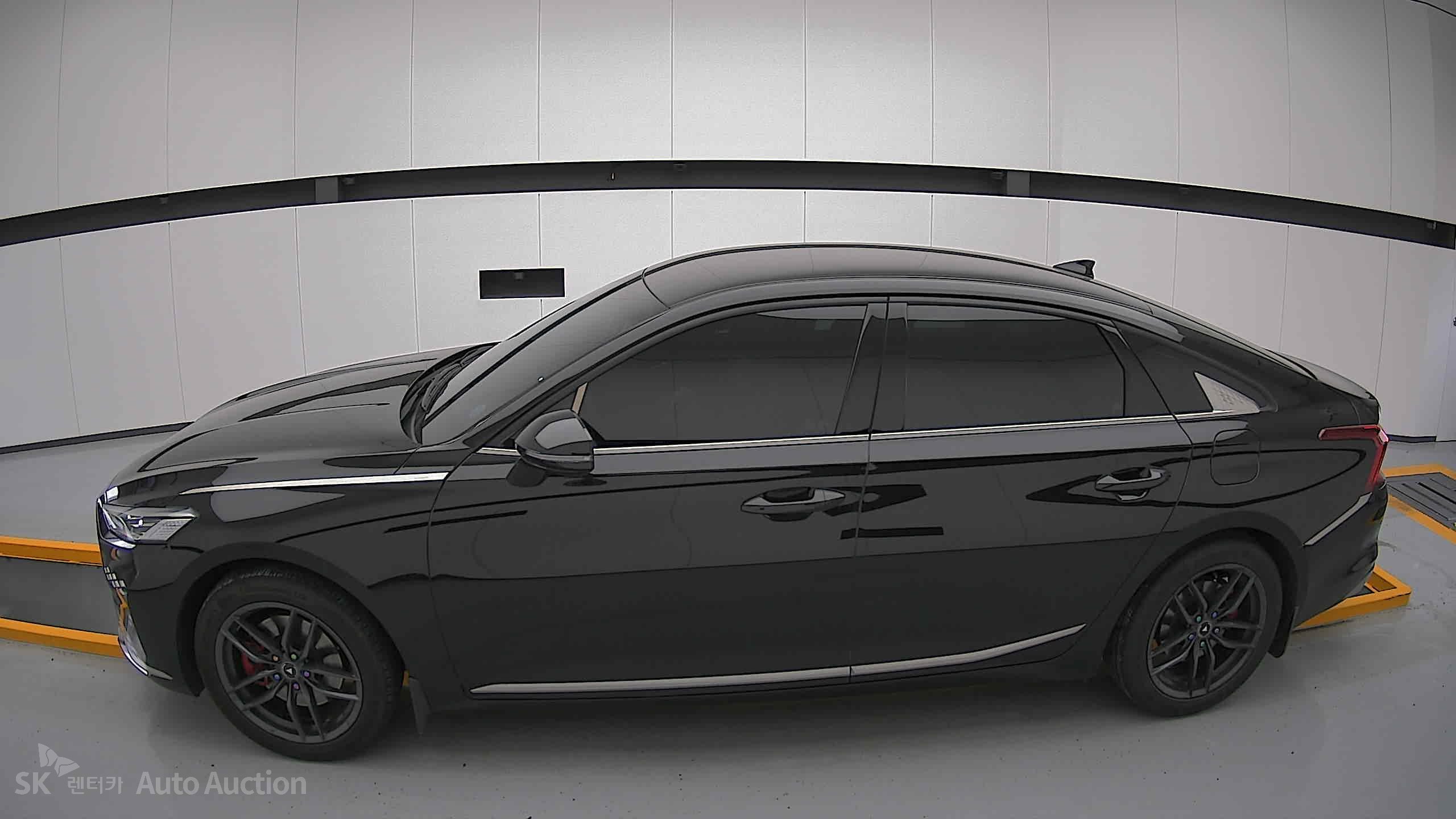 2022 - kia k8