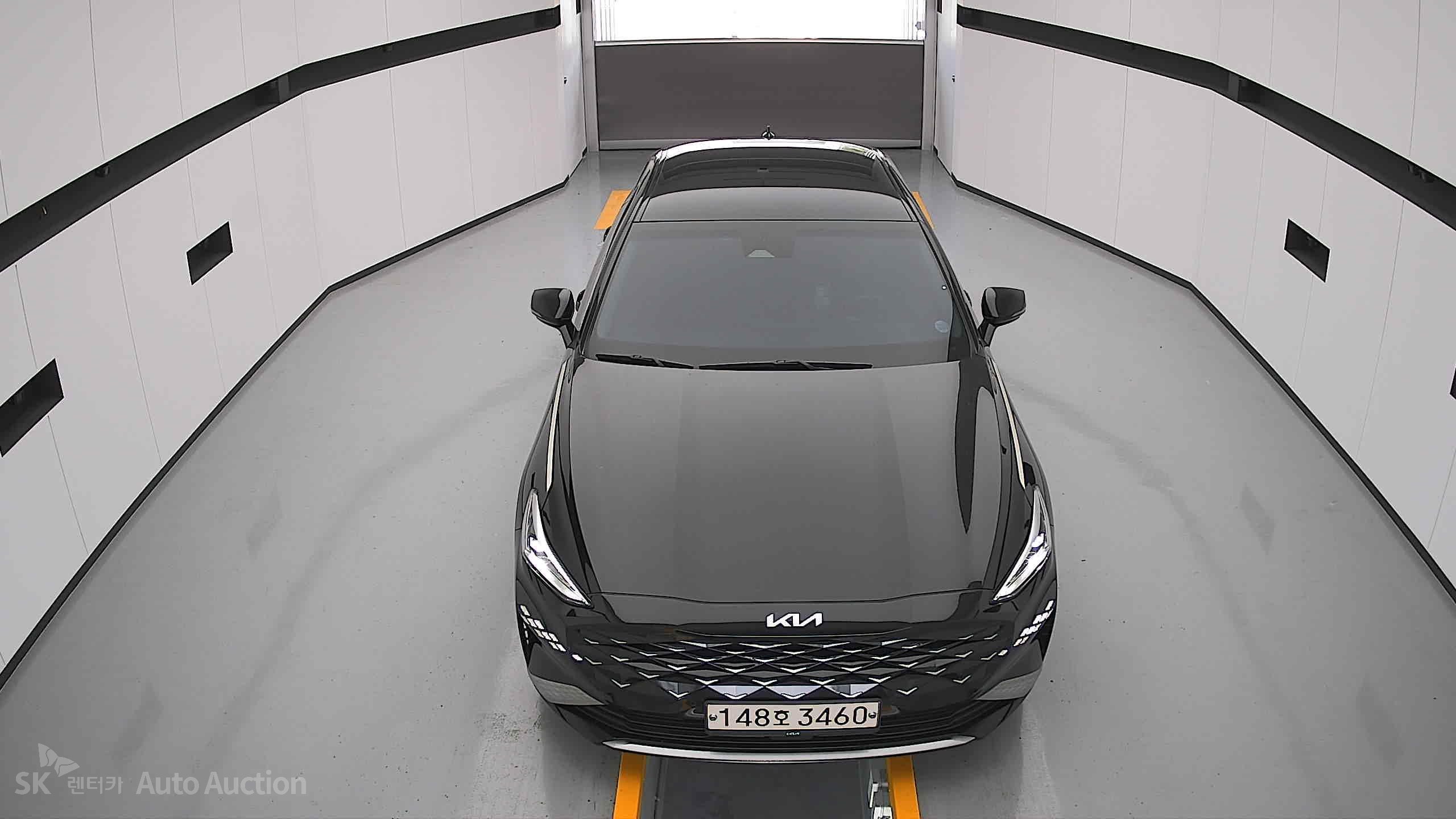 2022 - kia k8