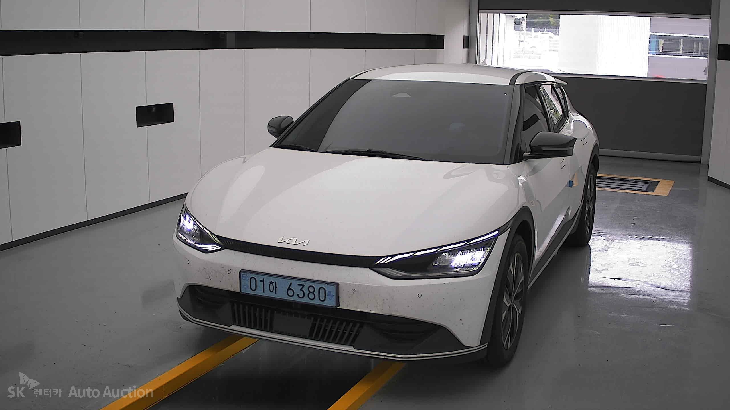 2023 - kia ev6