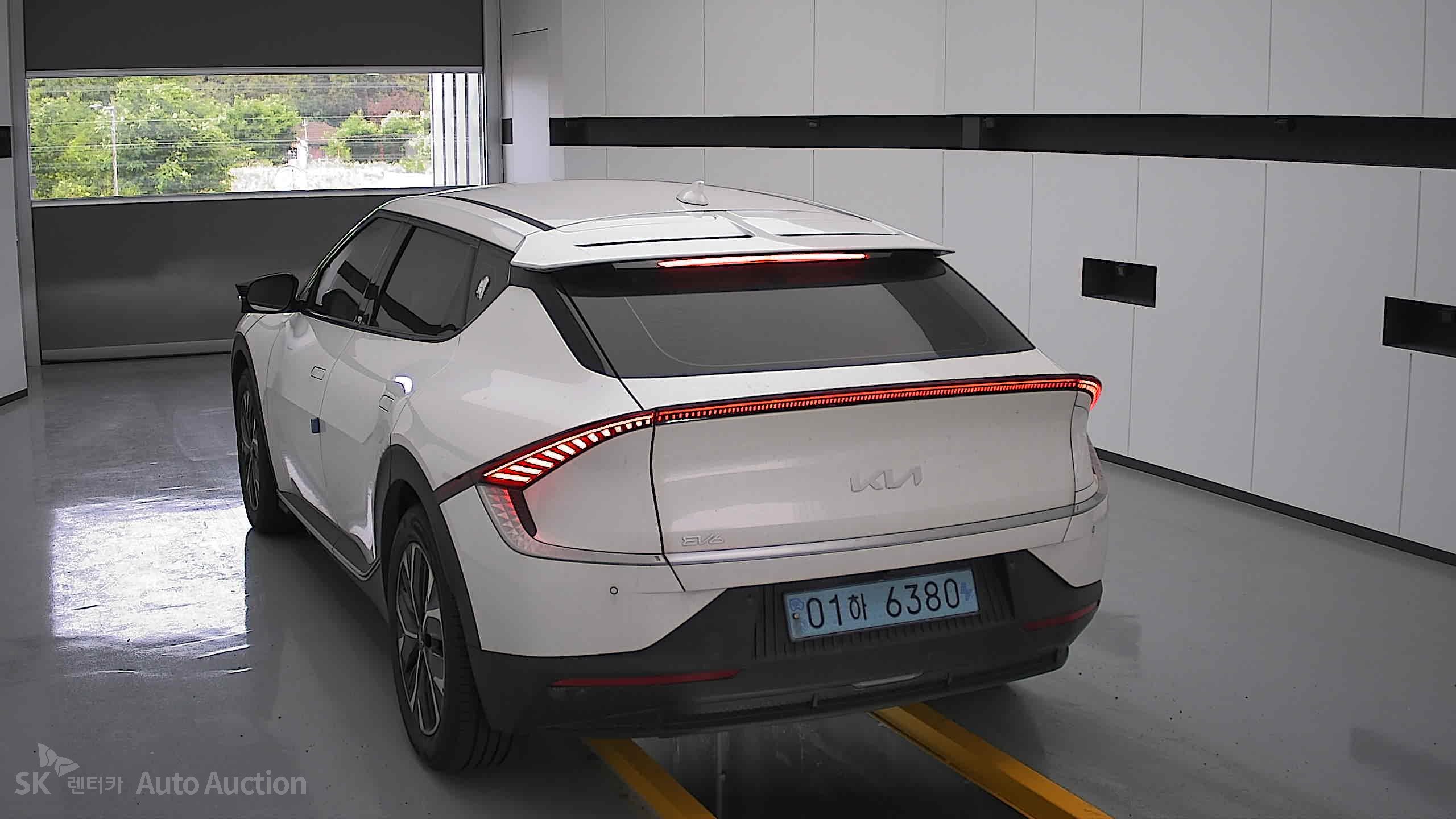 2023 - kia ev6