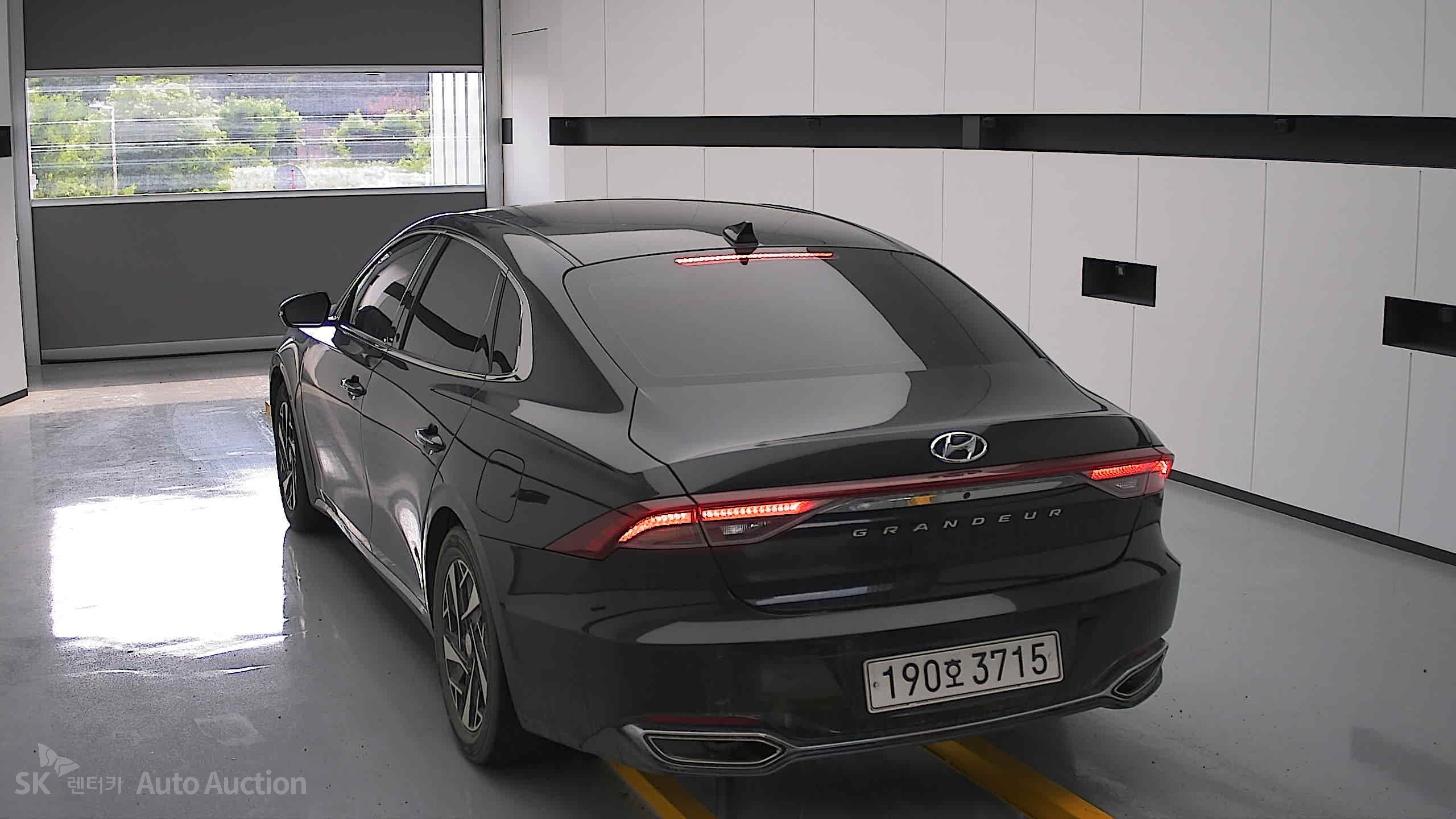 2022 - hyundai grandeur