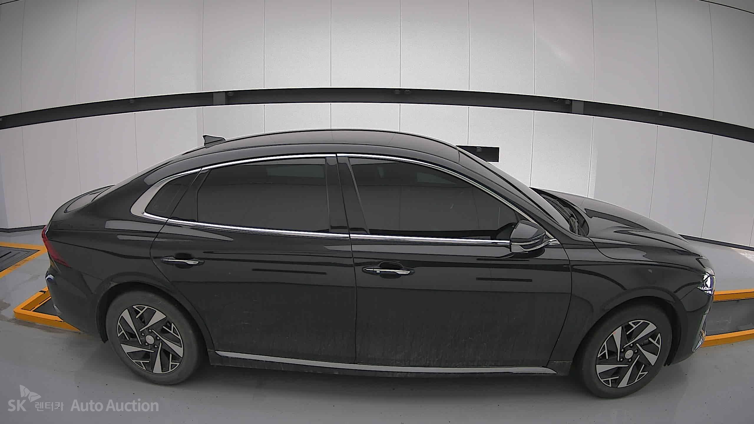2022 - hyundai grandeur