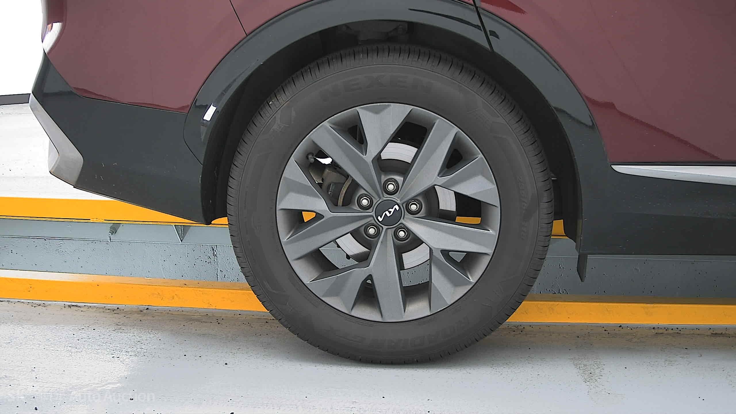 2023 - kia sportage