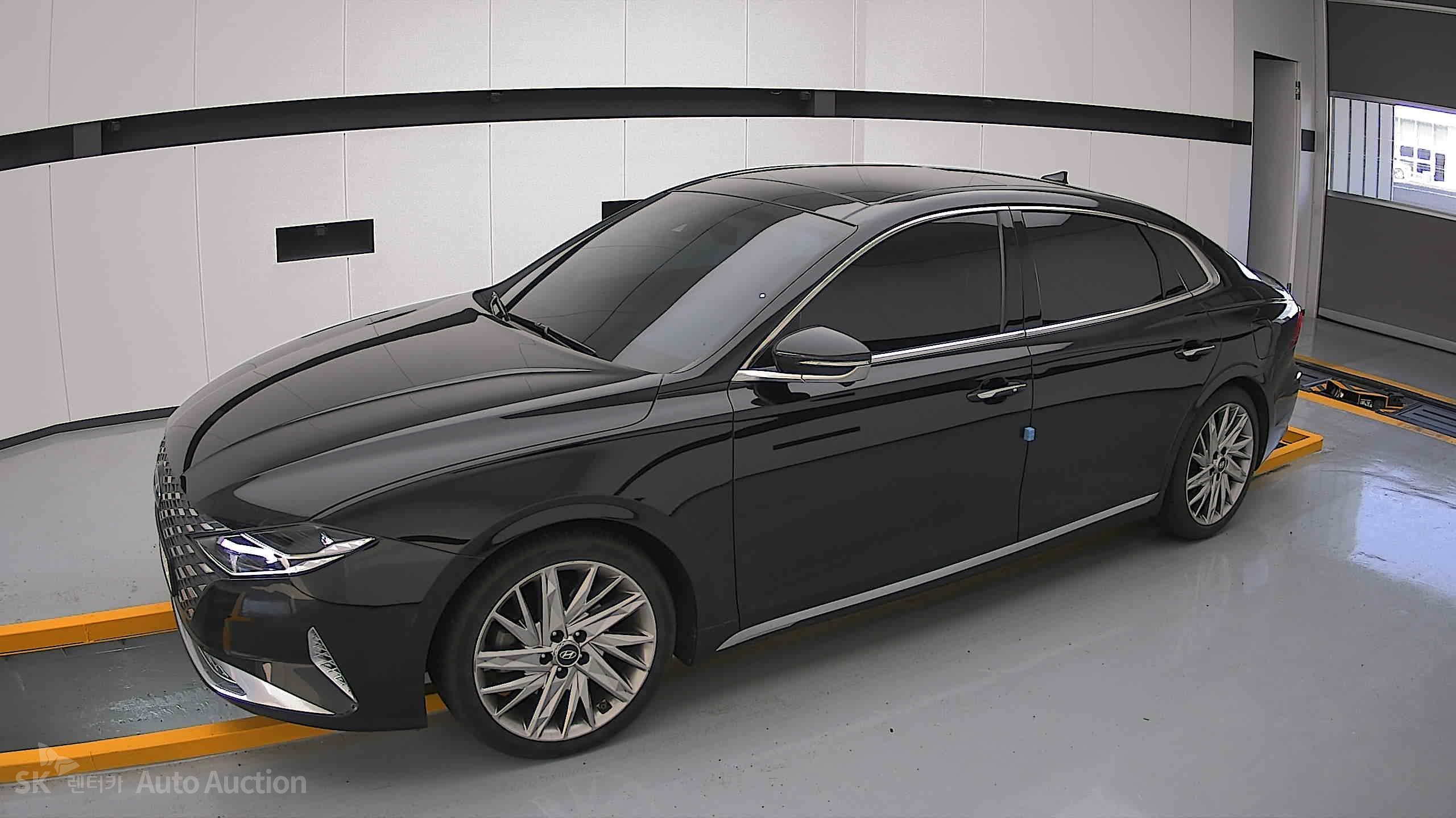 2021 - hyundai grandeur