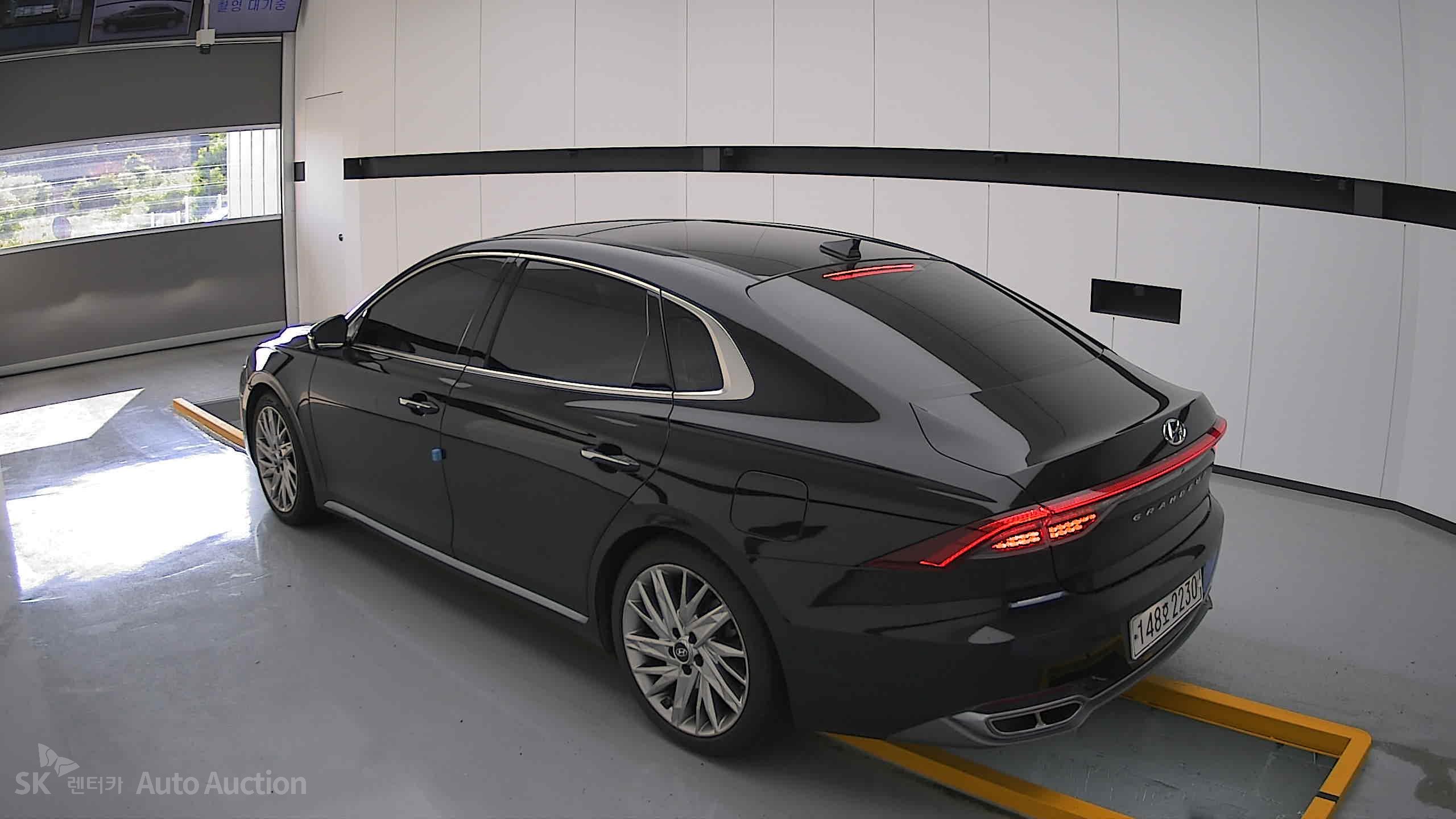 2021 - hyundai grandeur