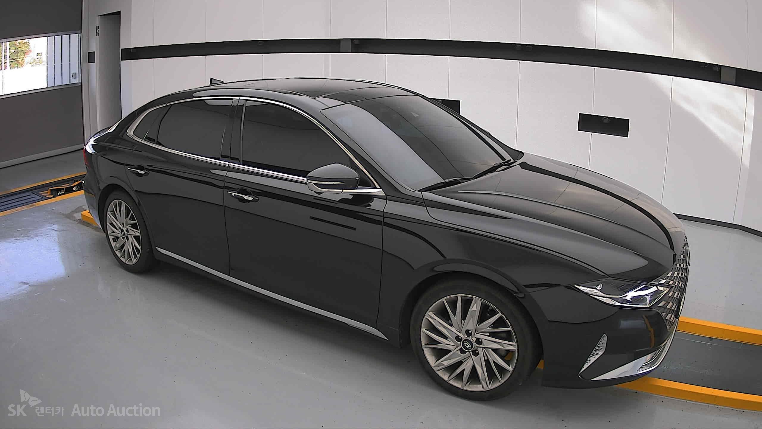 2021 - hyundai grandeur