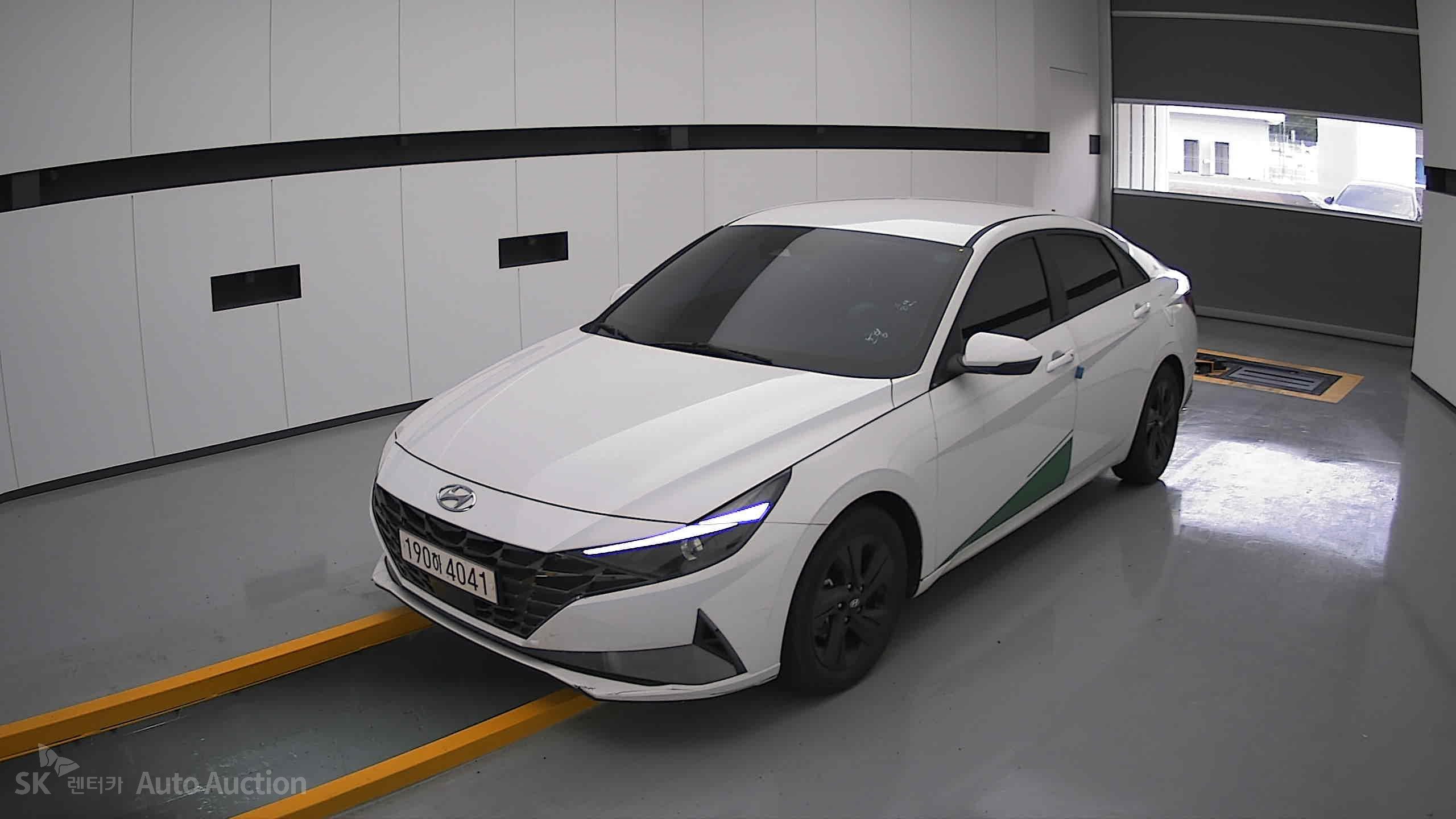 2023 - hyundai avante