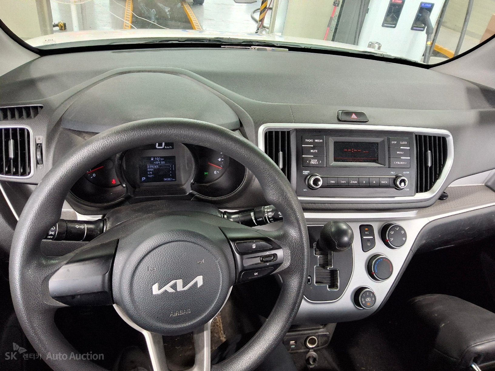 2022 - kia ray