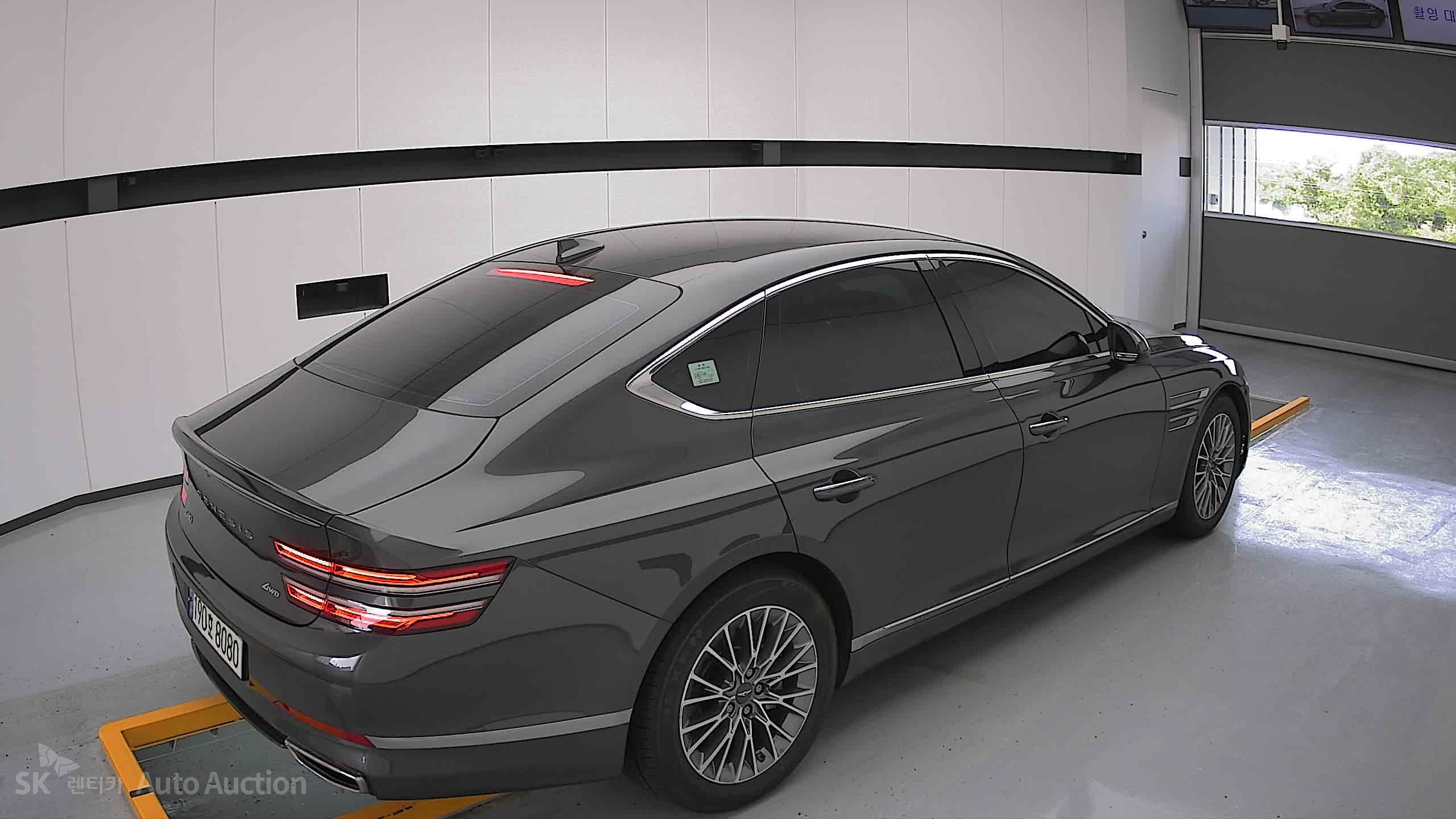 2022 - genesis g80