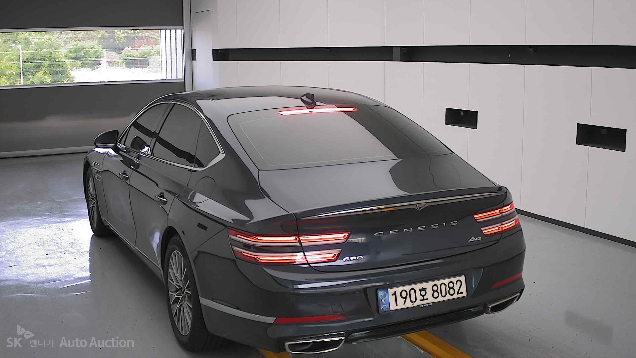 2022 - genesis g80