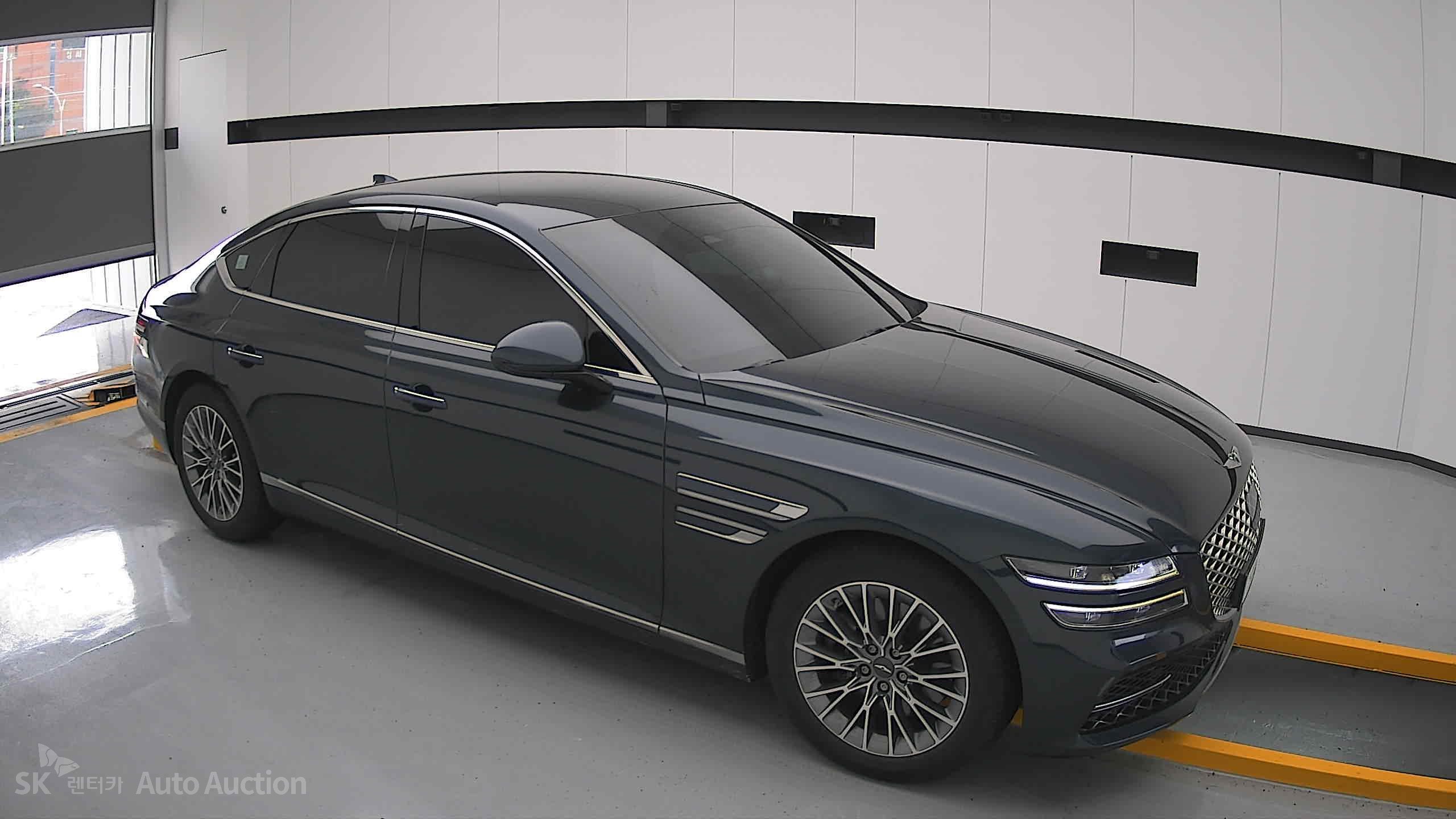 2022 - genesis g80