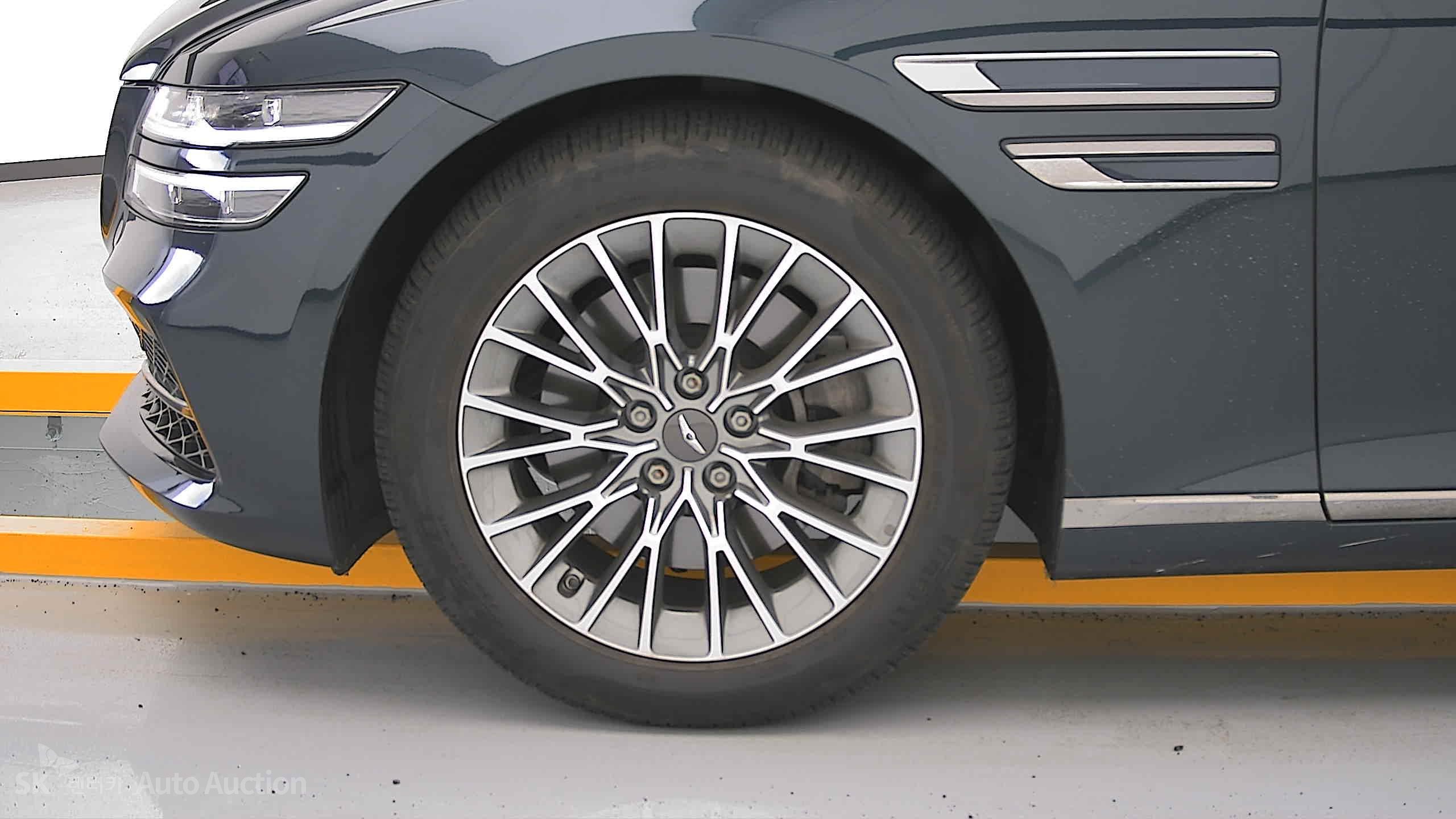 2022 - genesis g80