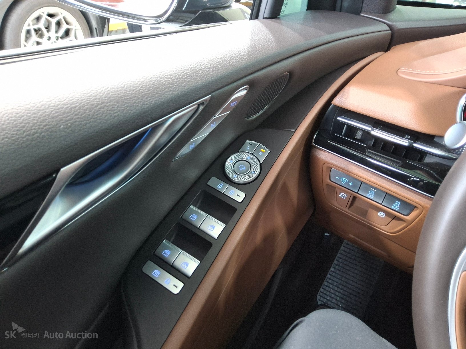 2022 - genesis g80