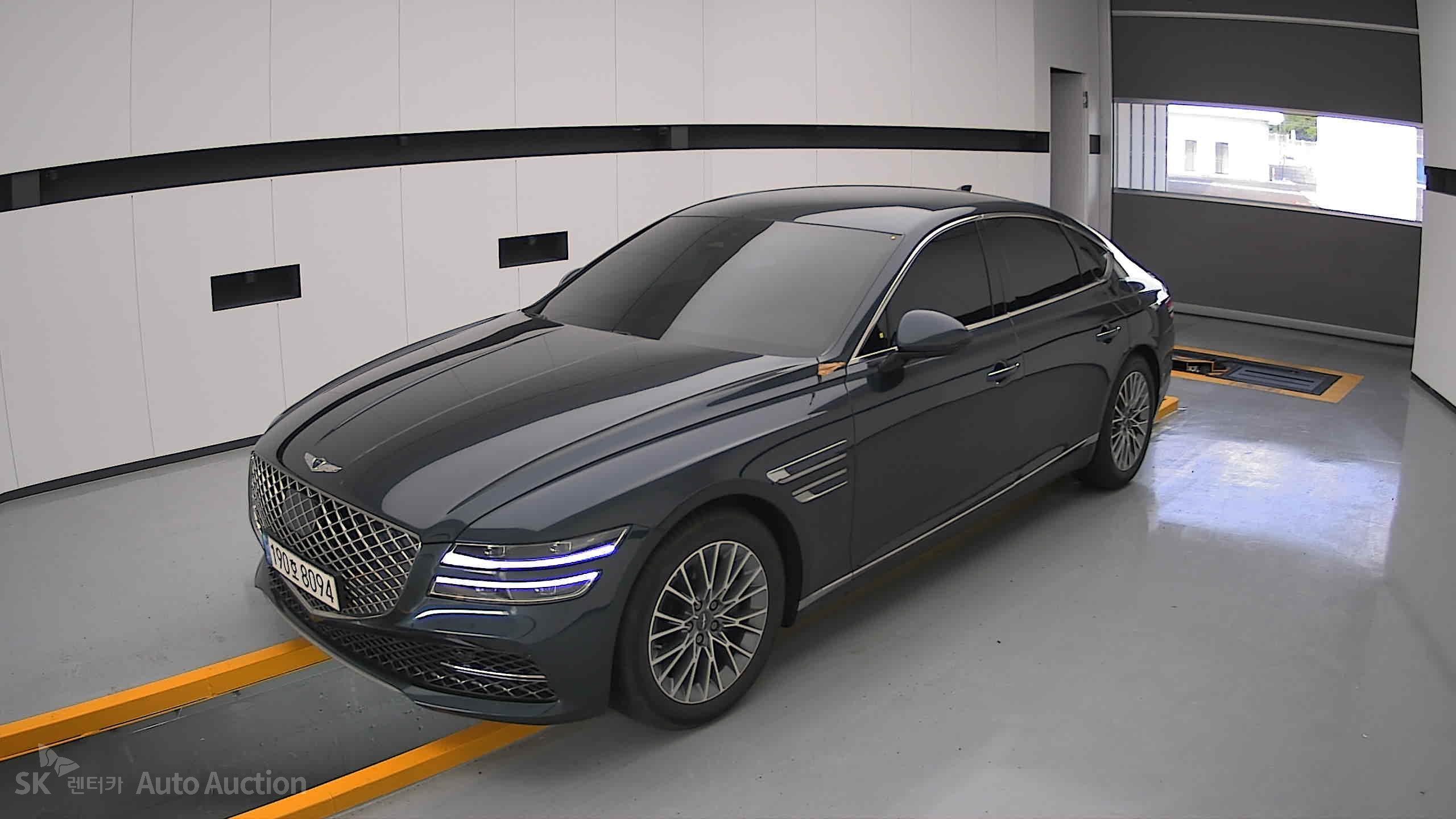 2022 - genesis g80