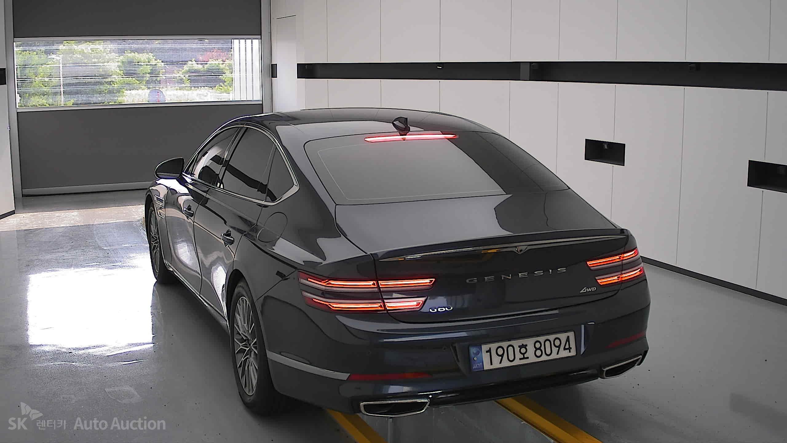 2022 - genesis g80