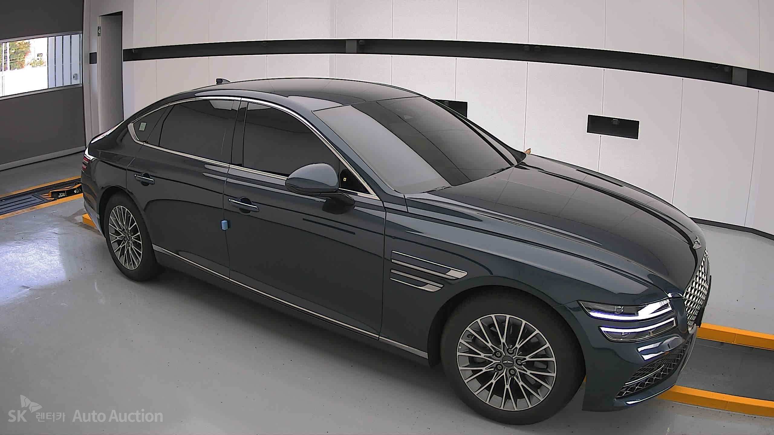 2022 - genesis g80