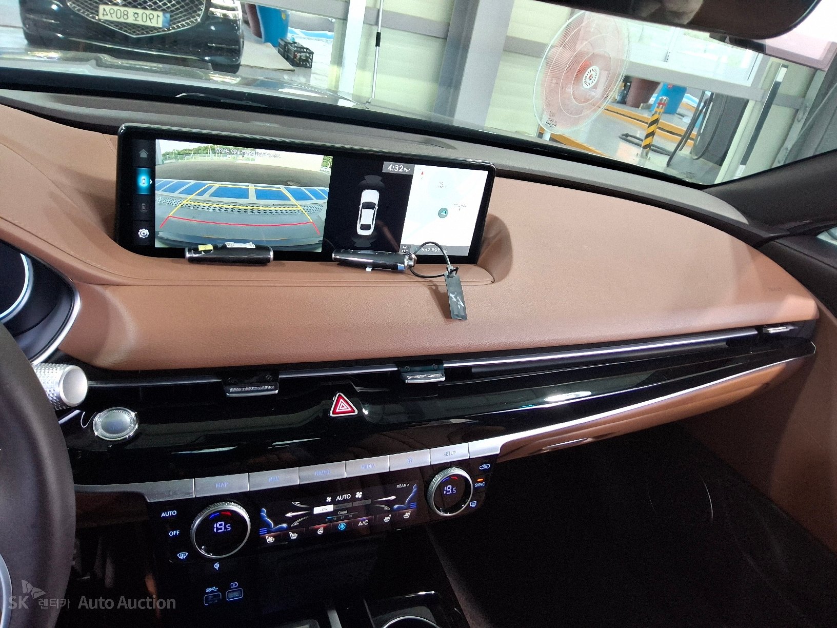 2022 - genesis g80
