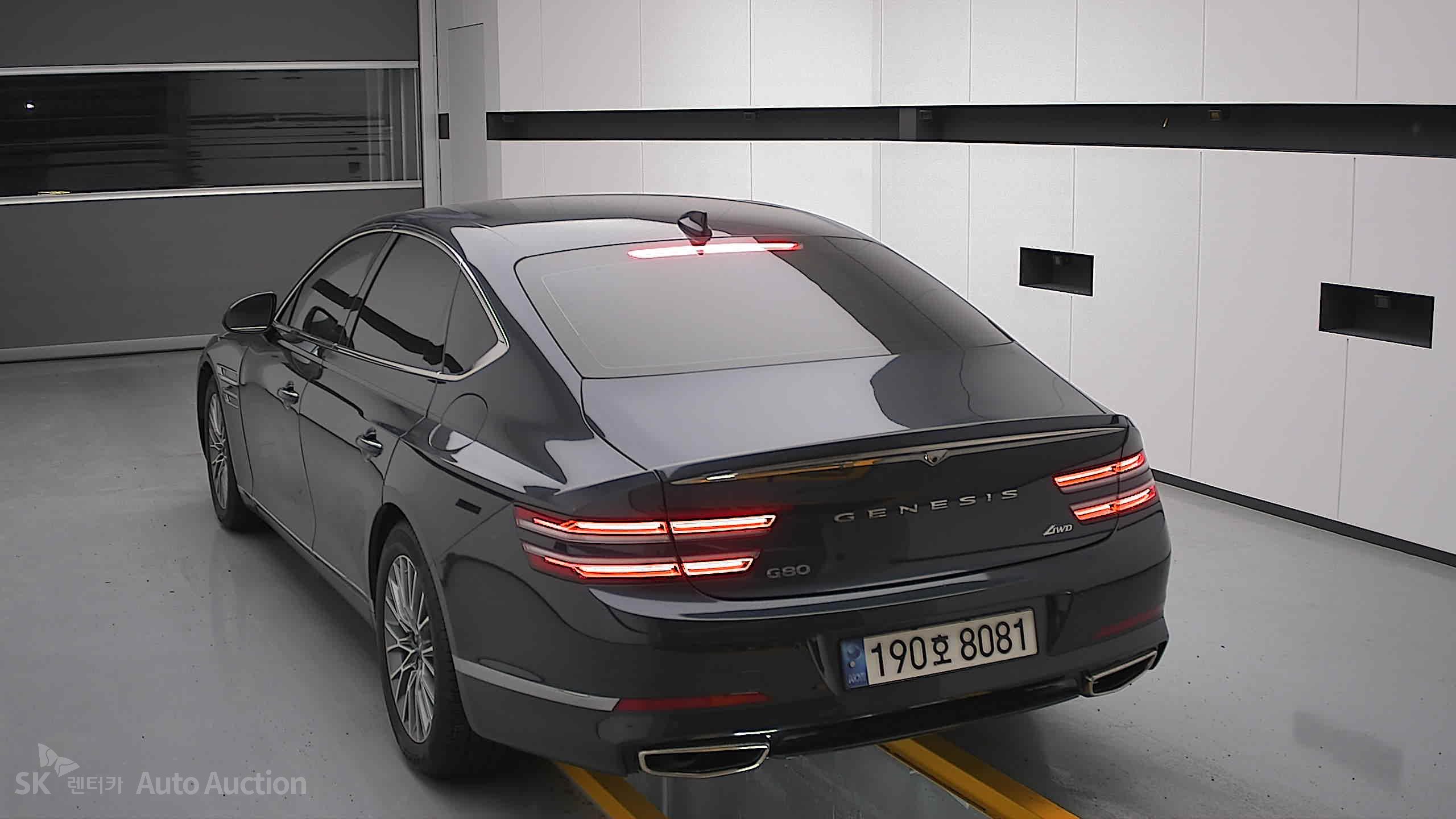 2022 - genesis g80