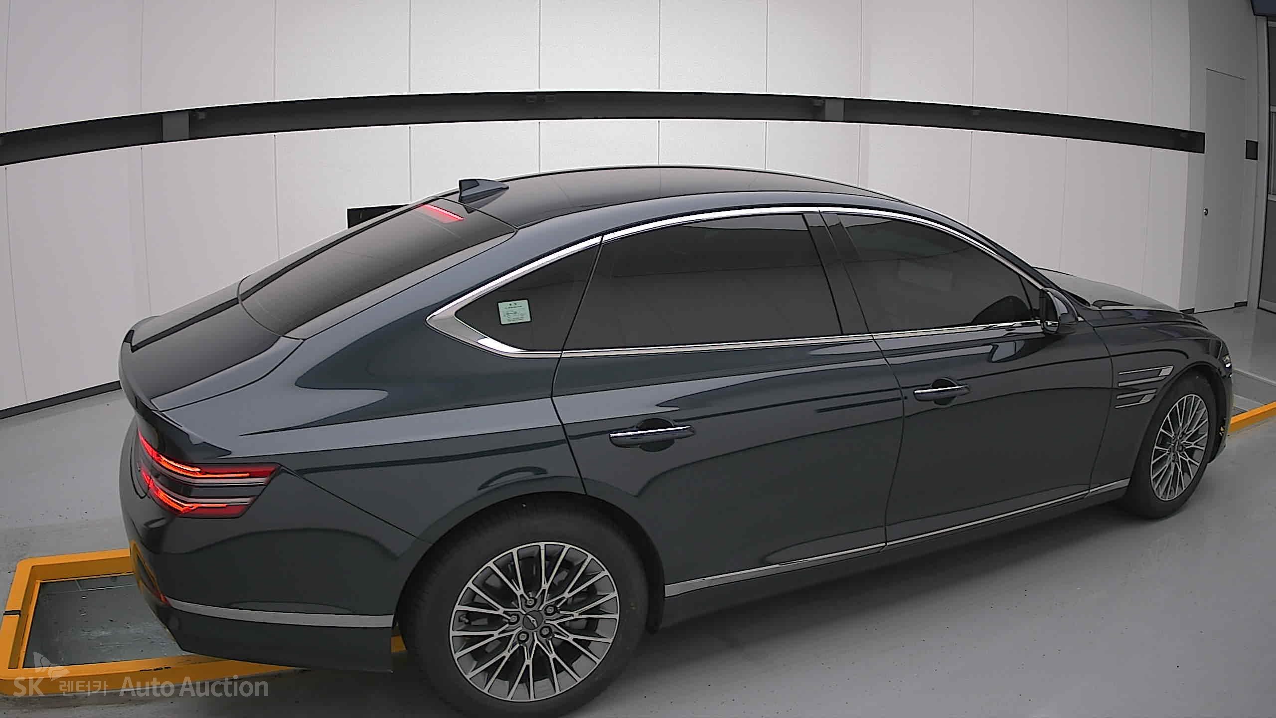 2022 - genesis g80