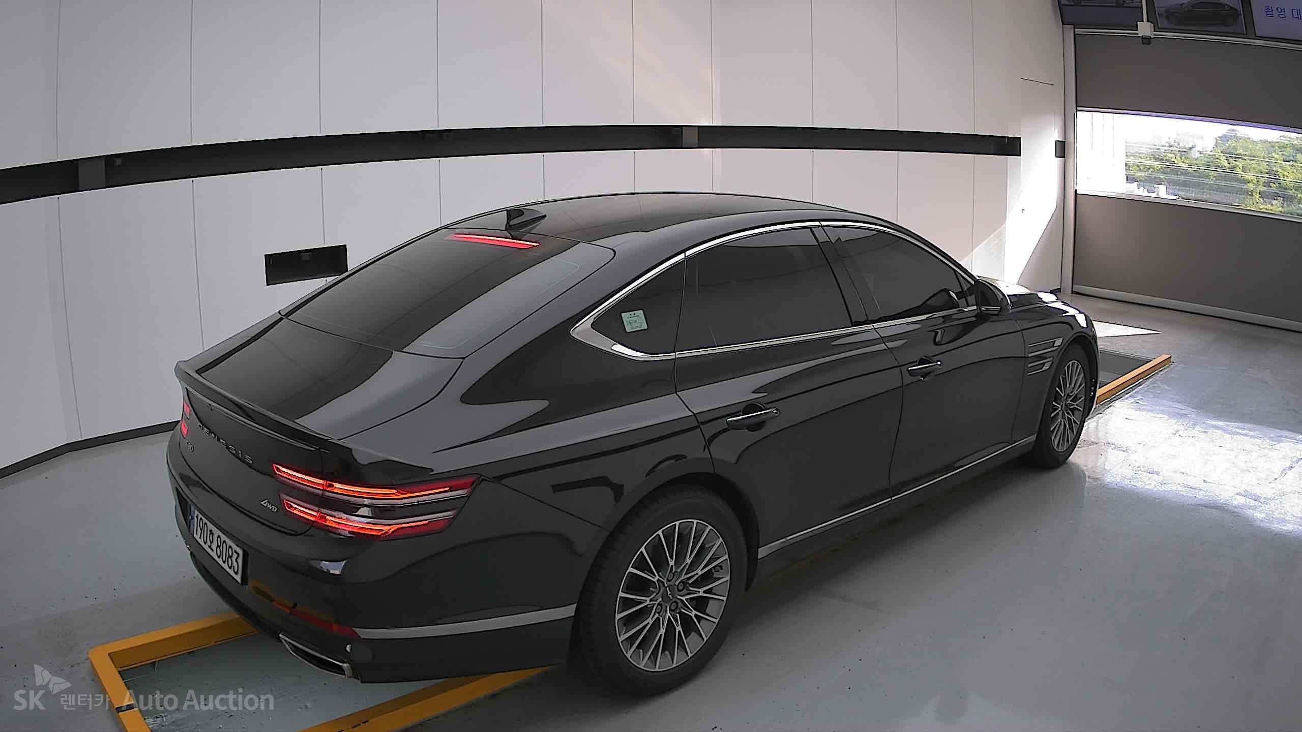 2022 - genesis g80