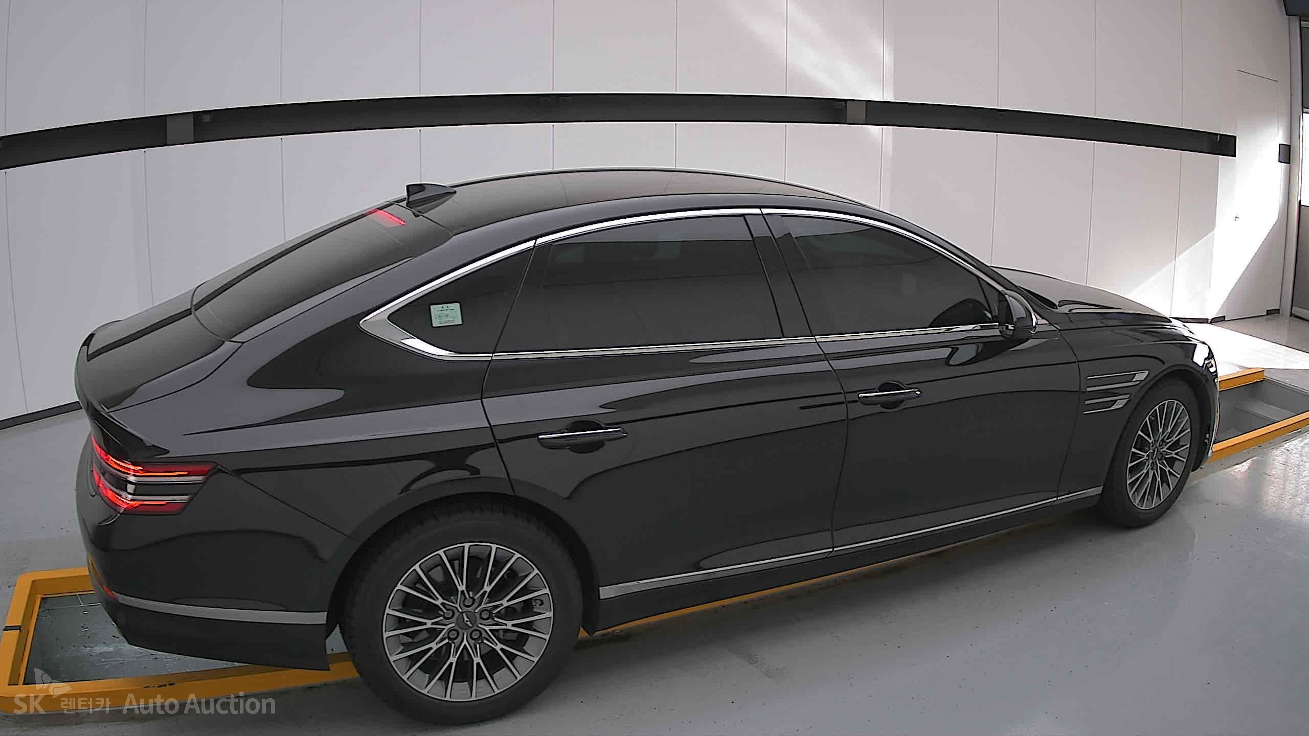 2022 - genesis g80