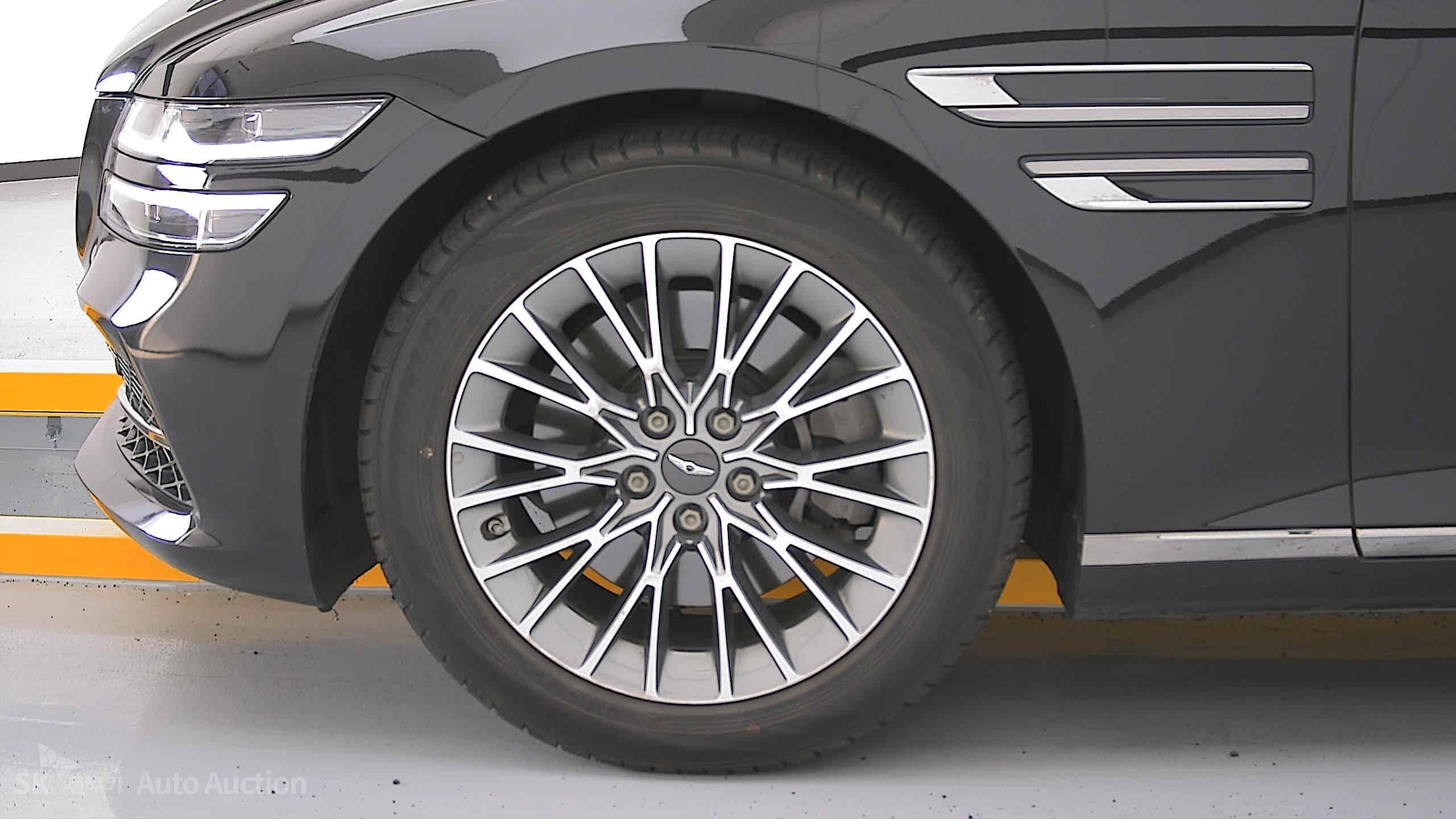 2022 - genesis g80