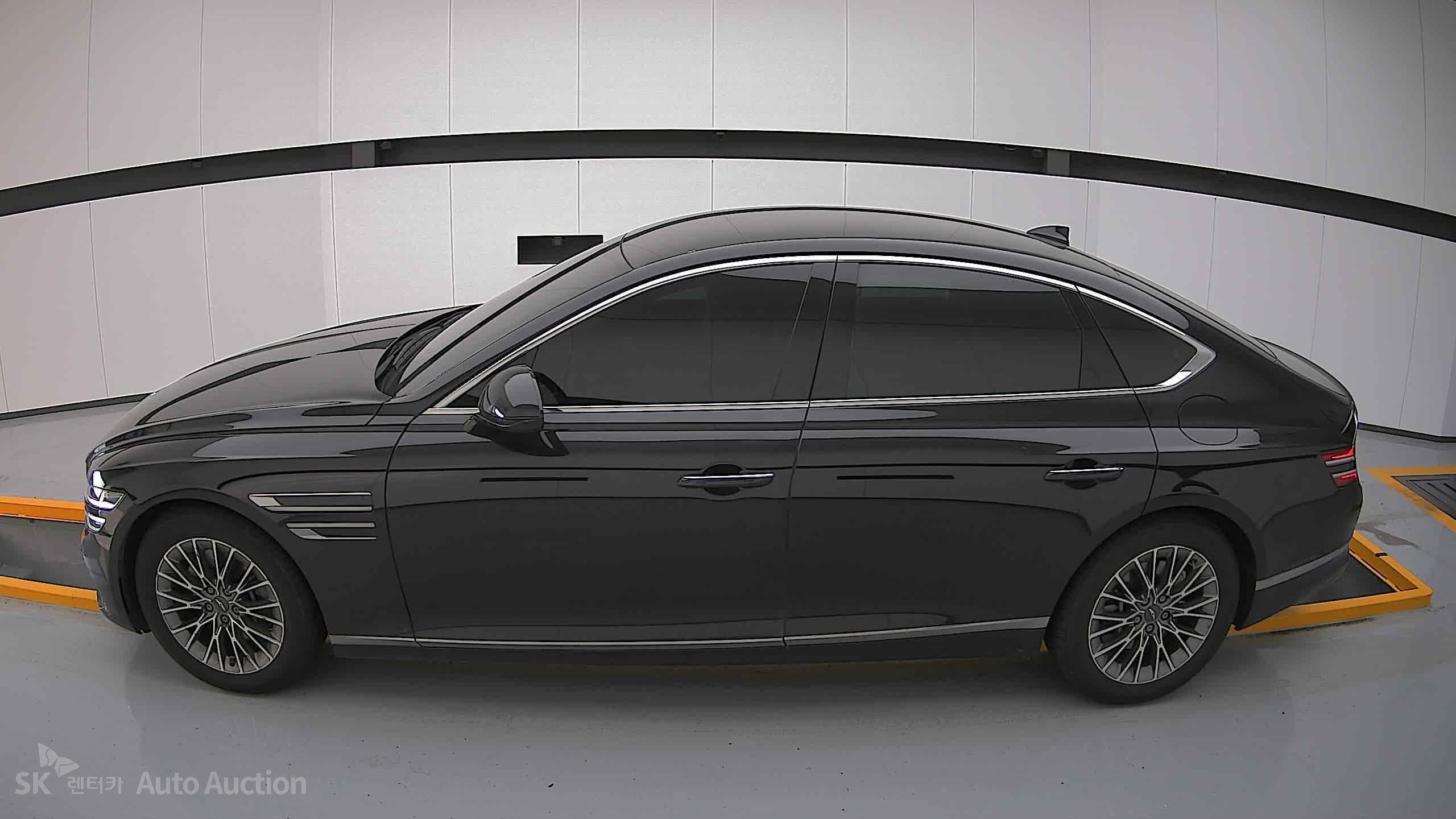 2022 - genesis g80