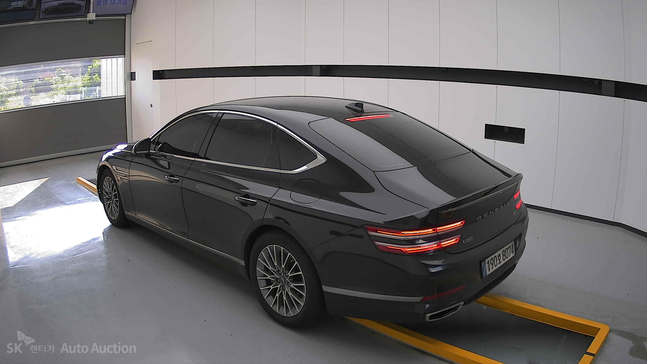2022 - genesis g80