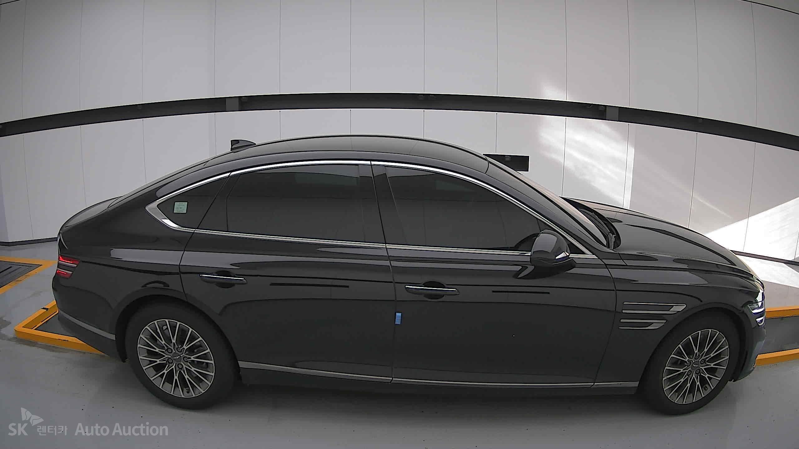 2022 - genesis g80