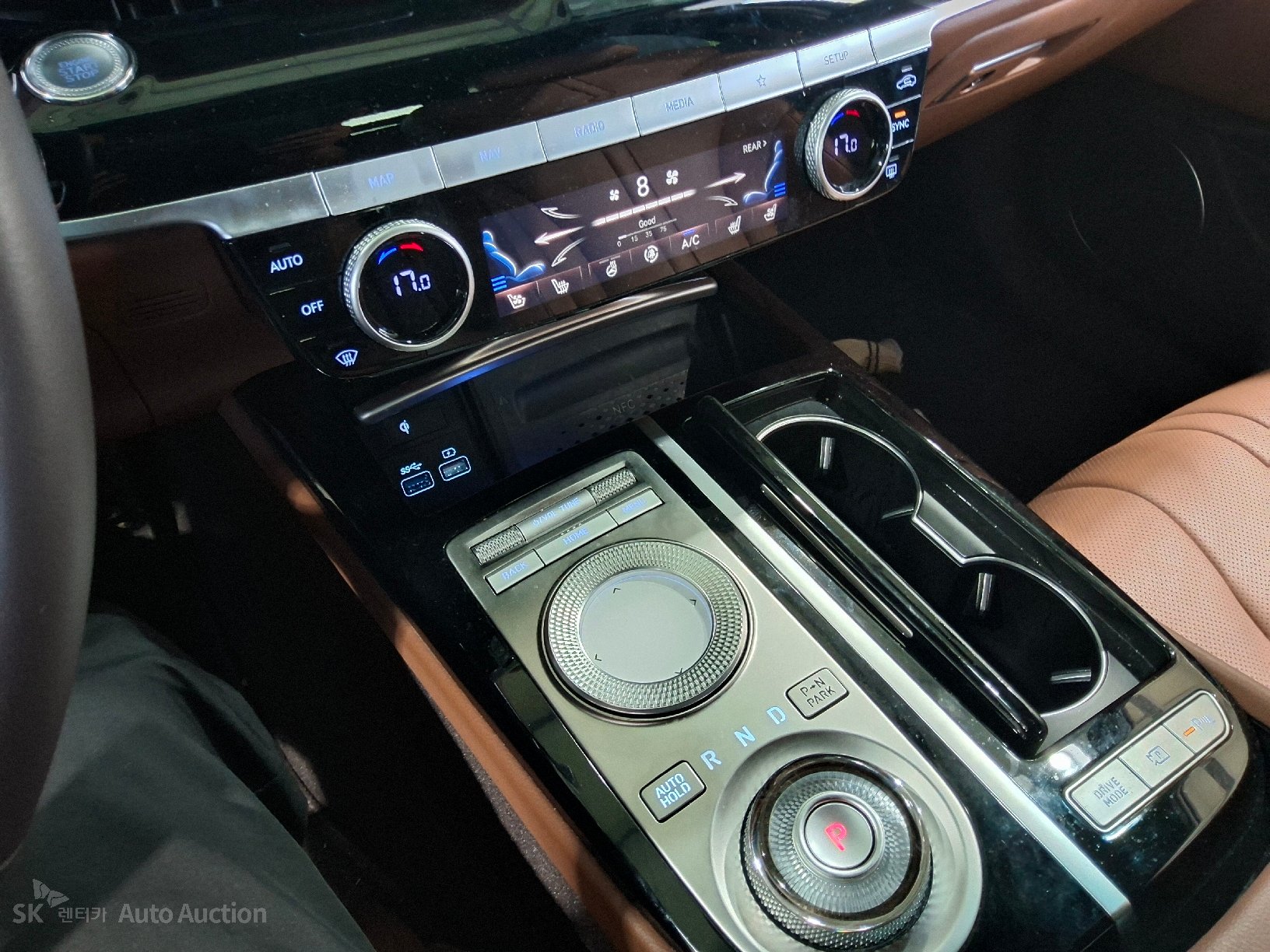 2022 - genesis g80