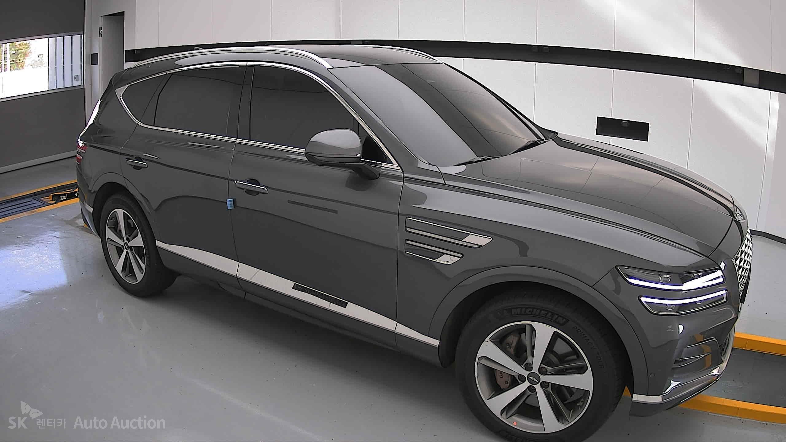2022 - genesis gv80