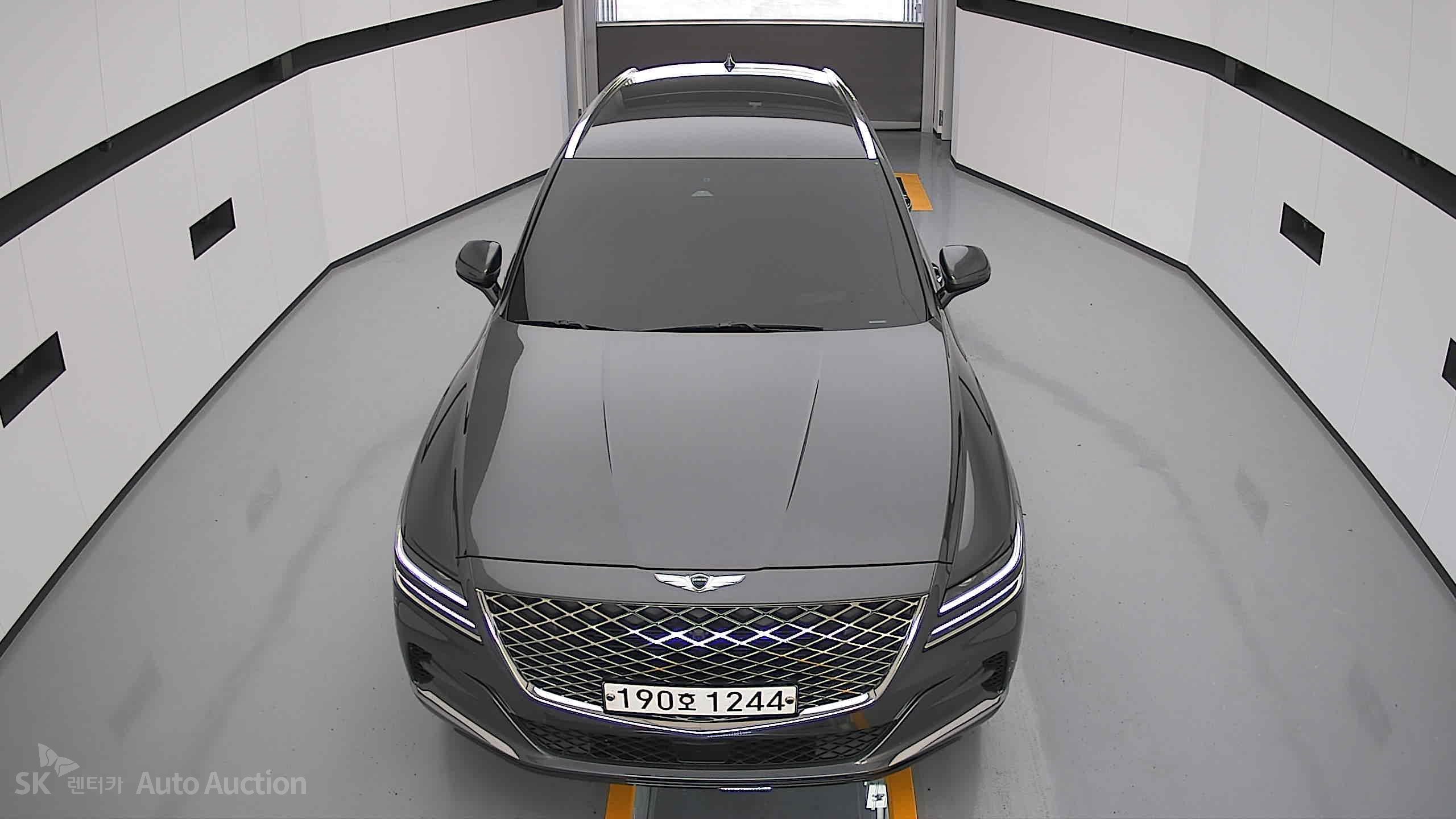 2022 - genesis gv80