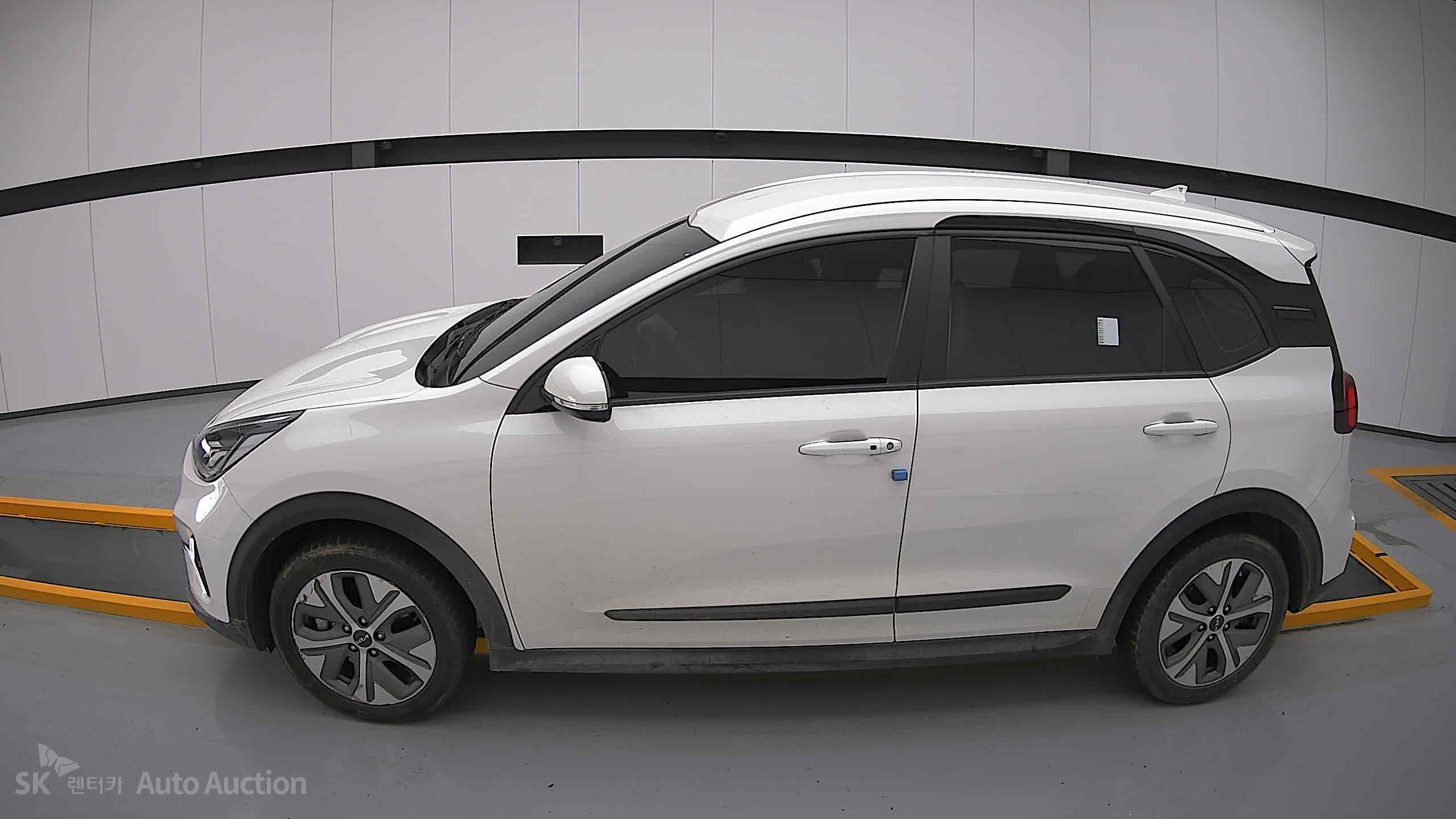 2023 - kia niro