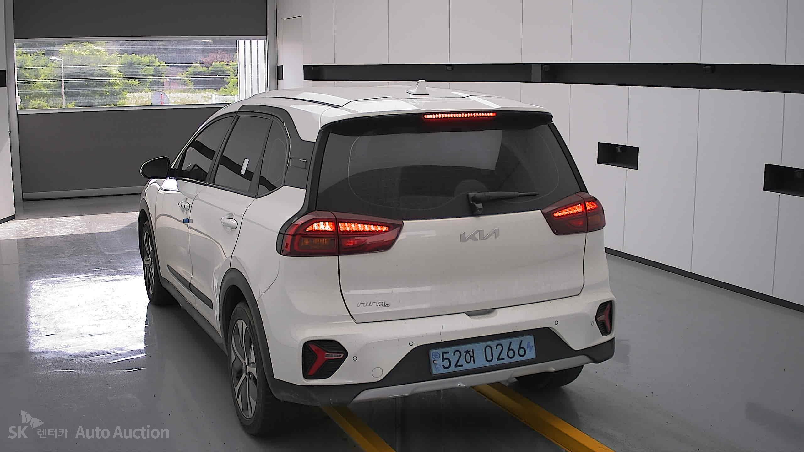 2023 - kia niro