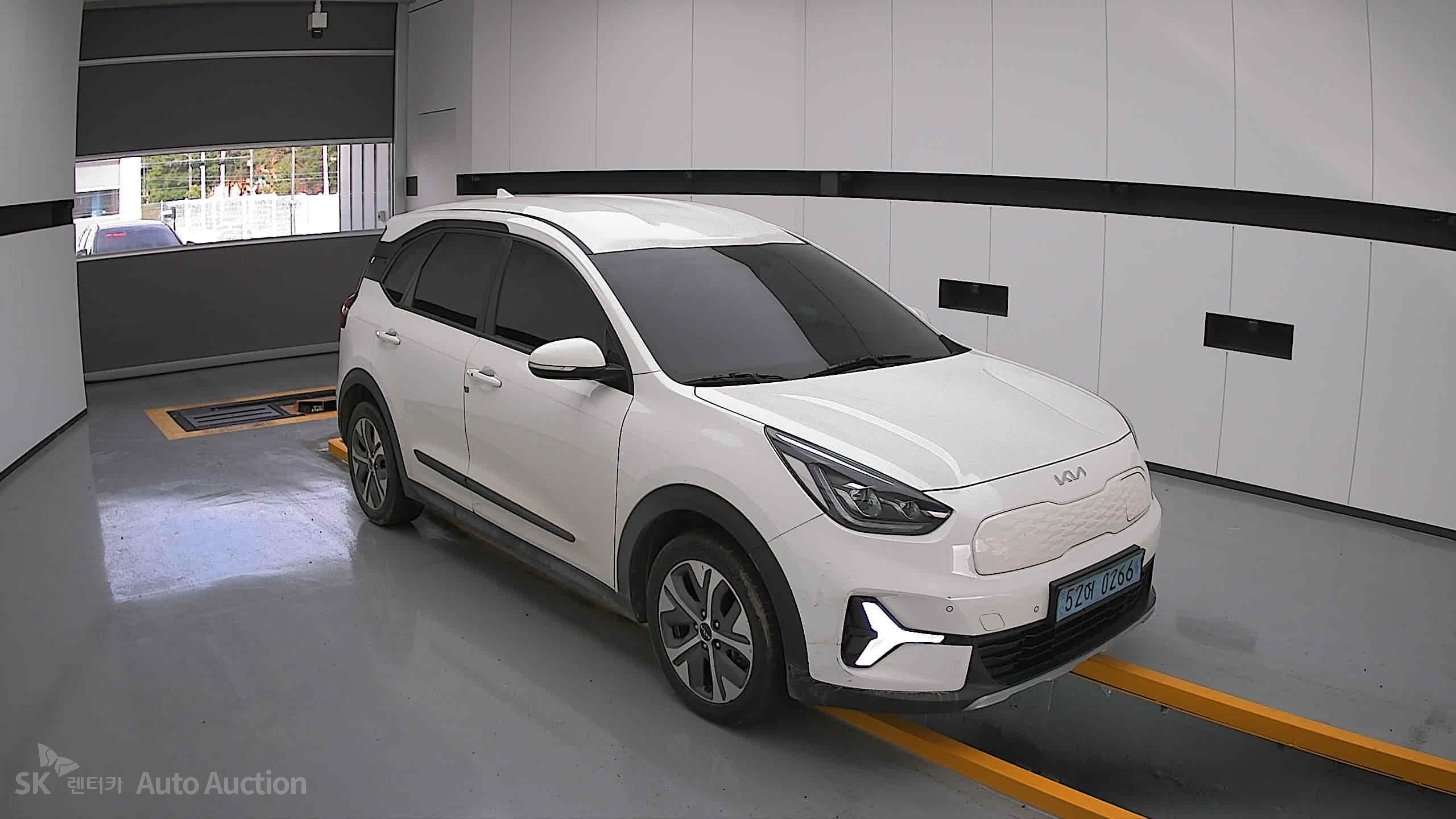 2023 - kia niro