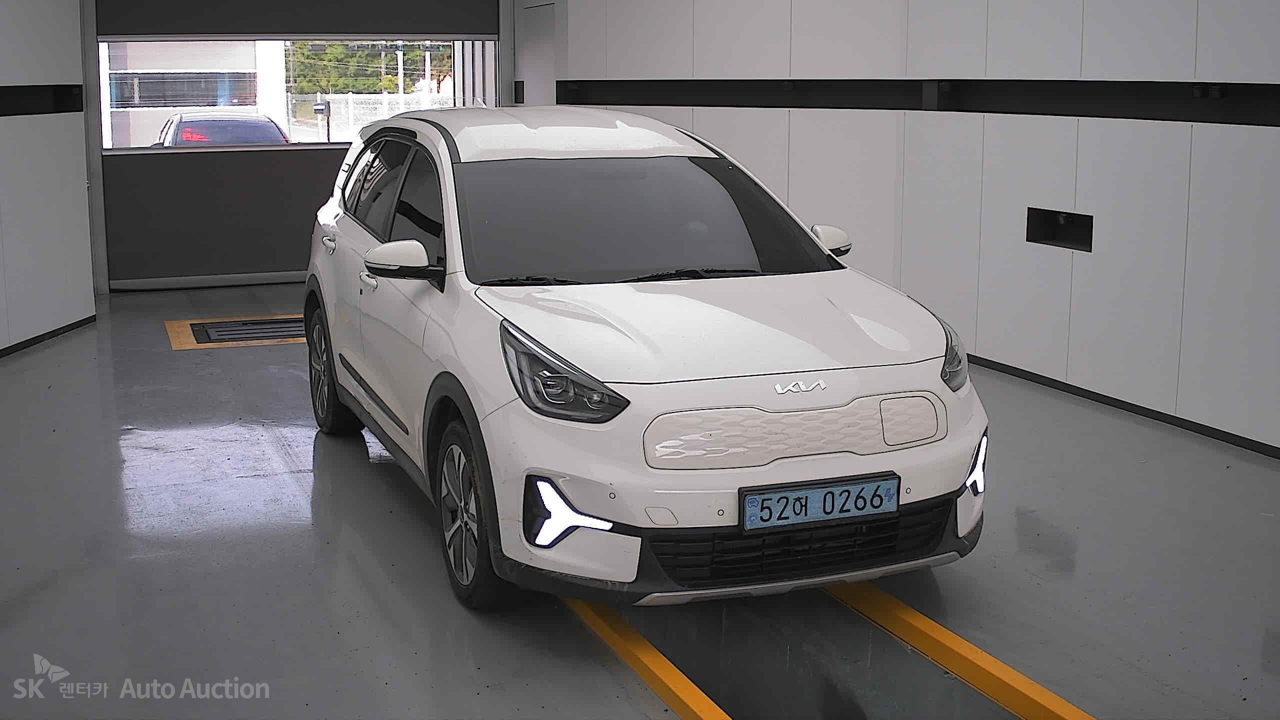 2023 - kia niro