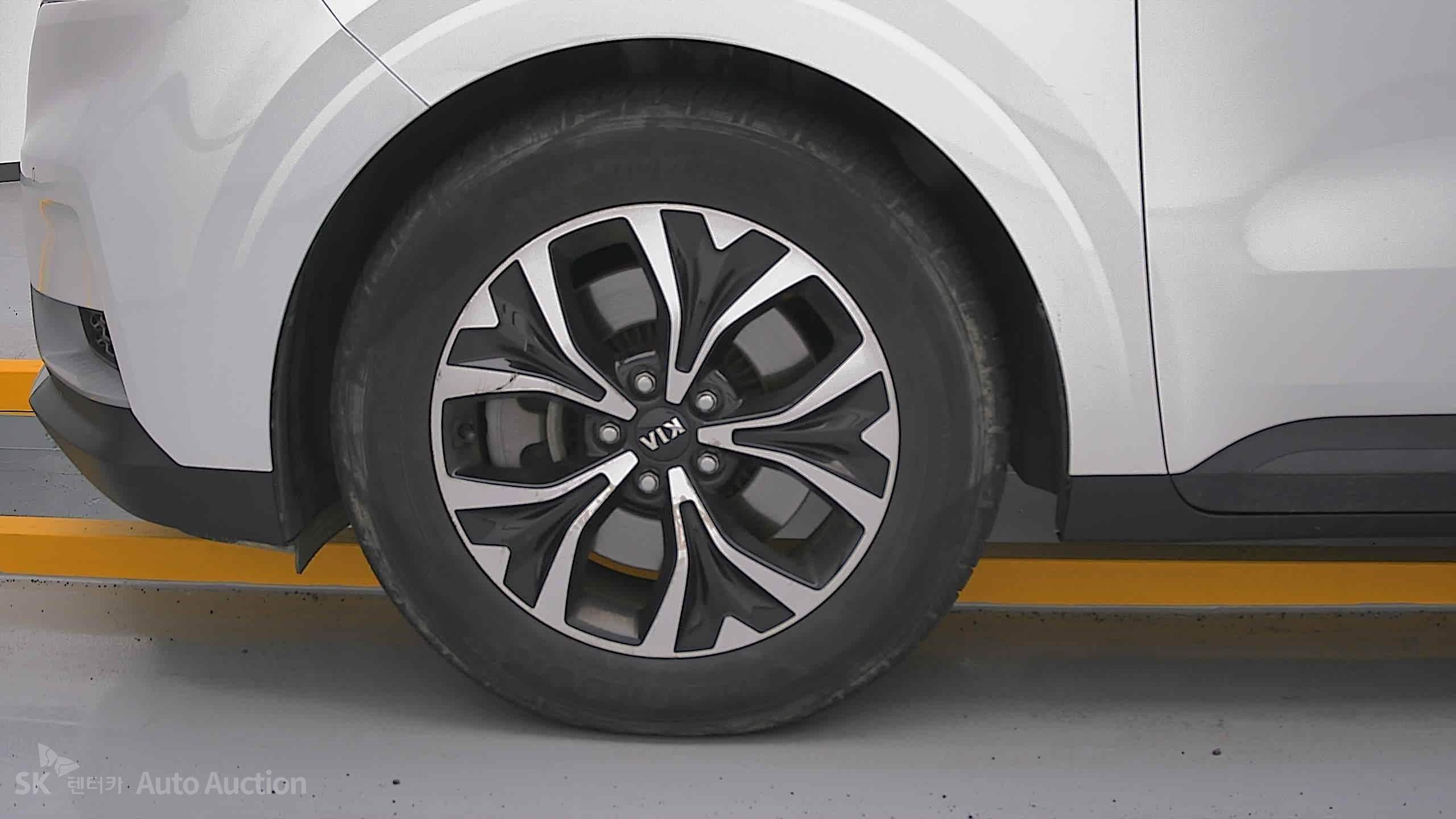 2021 - kia carnival